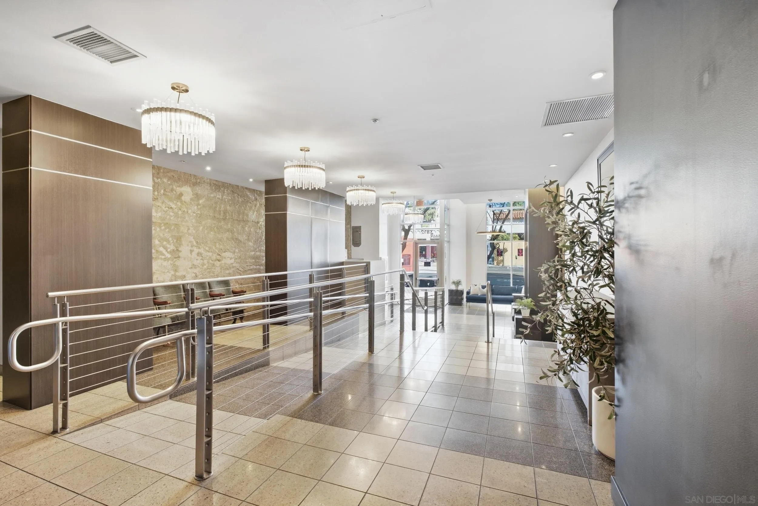https://cdn.realtyfeed.com/cdn/127/260023553/36e2b5b51b7854d053f91a8d038c2ab8.webp