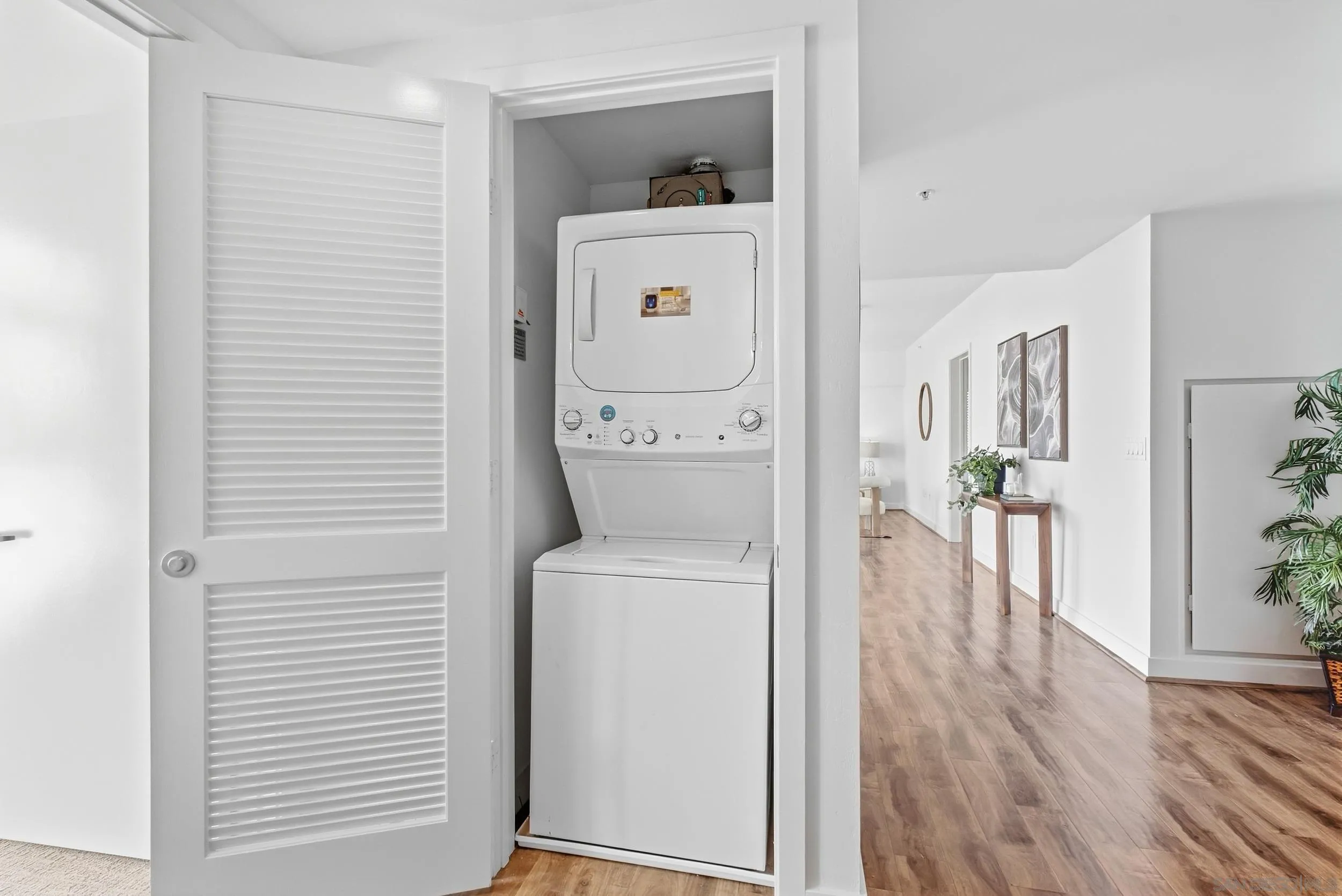https://cdn.realtyfeed.com/cdn/127/260023553/f41d86545ca6cddc1c4a9c6a2f577472.webp