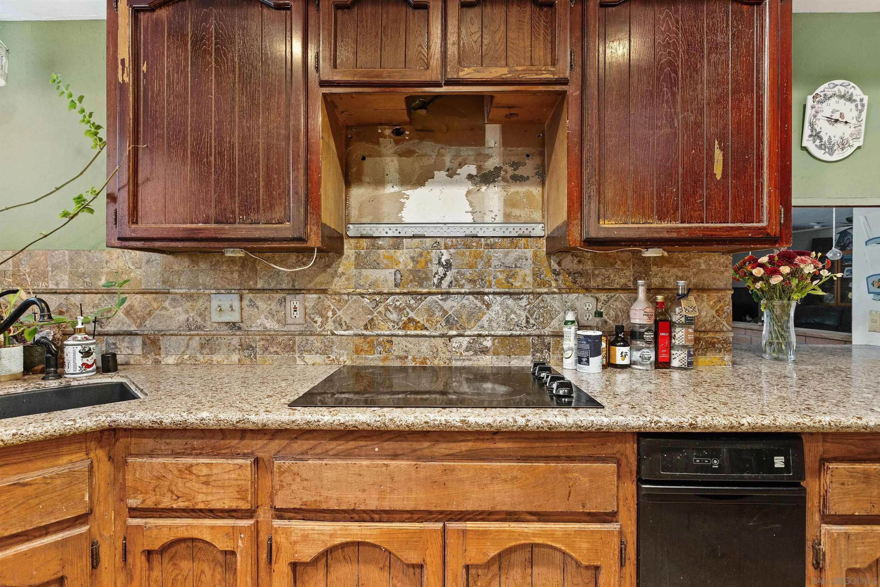3950 Hellers Bend, Fallbrook, CA 92028 - Photo 2 of 39, Fallbrook, CA