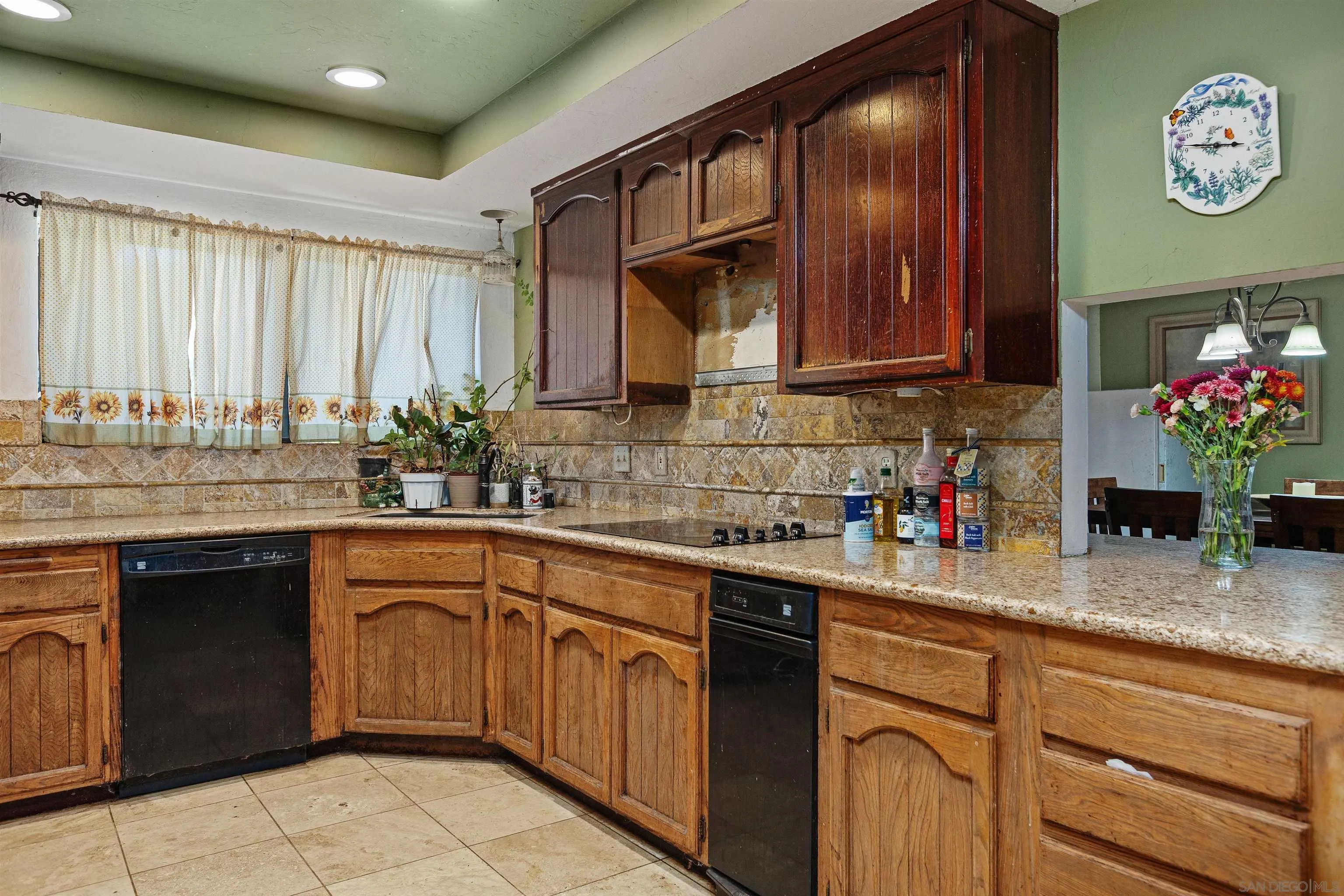 3950 Hellers Bend, Fallbrook, CA 92028 - Photo 4 of 39, Fallbrook, CA