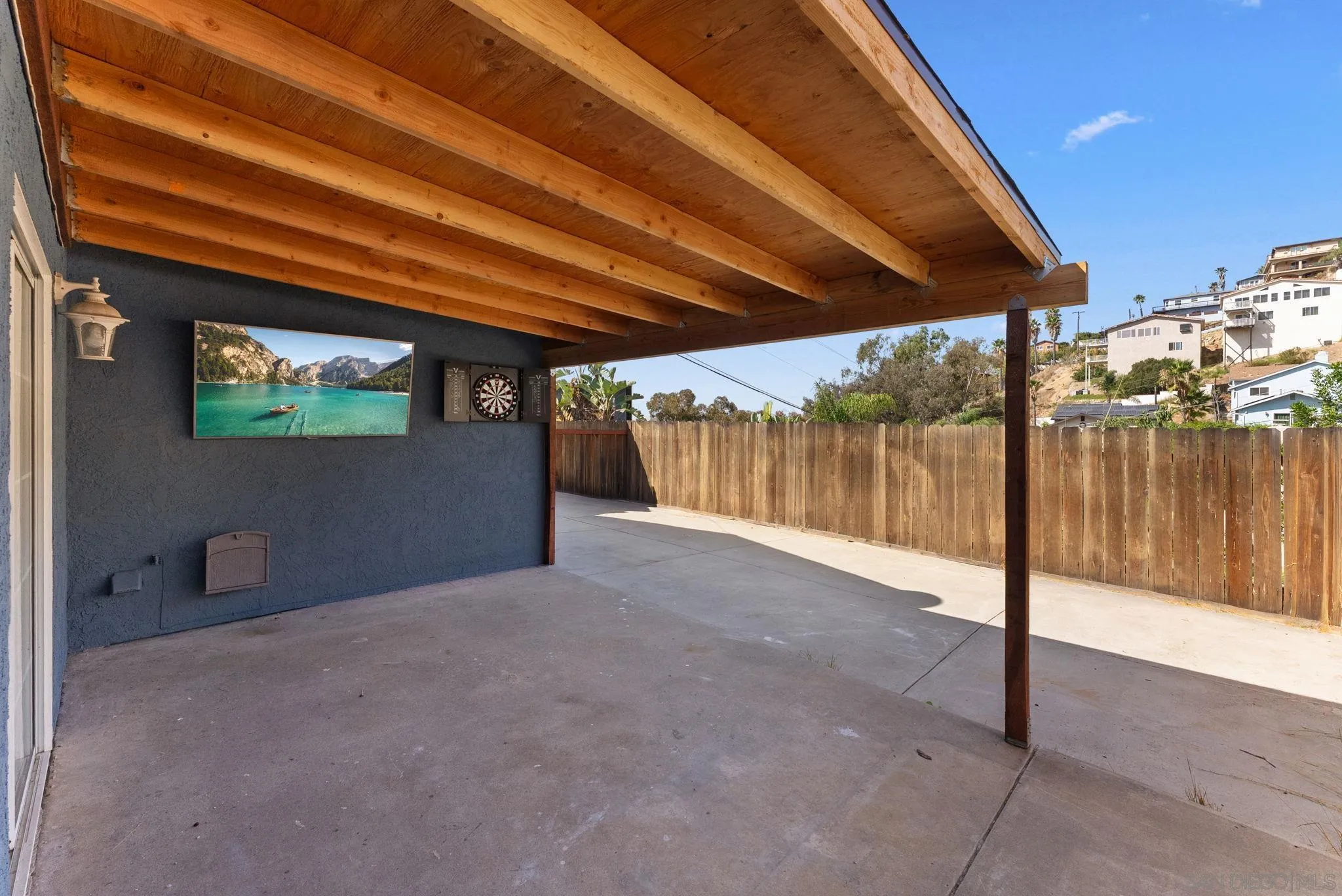 https://cdn.realtyfeed.com/cdn/127/260023565/7e3d8f8644d1d2eb5d2442c1f2c8208e.webp