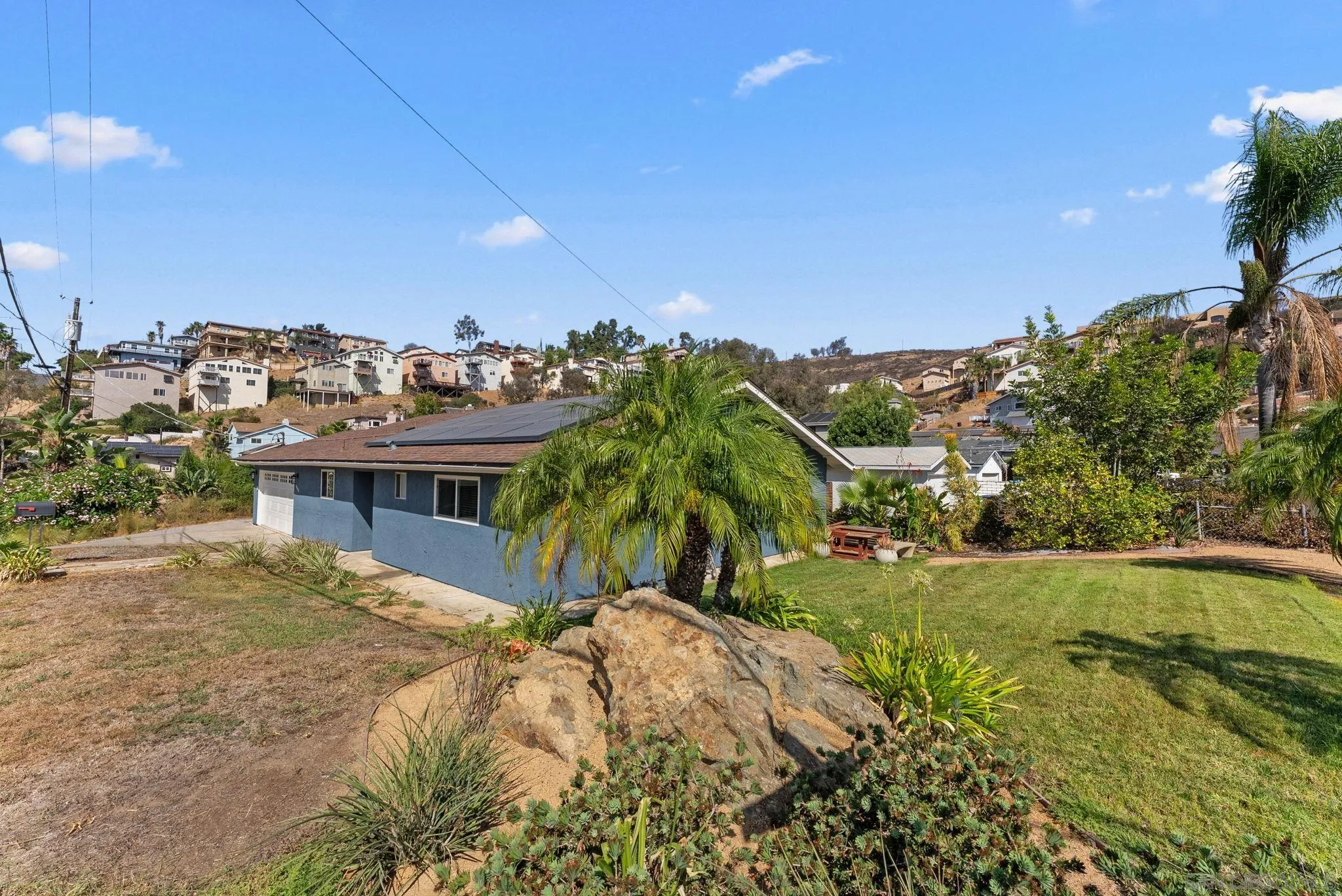 https://cdn.realtyfeed.com/cdn/127/260023565/a7738a865c5a43a74f14655efa6c8d39.webp