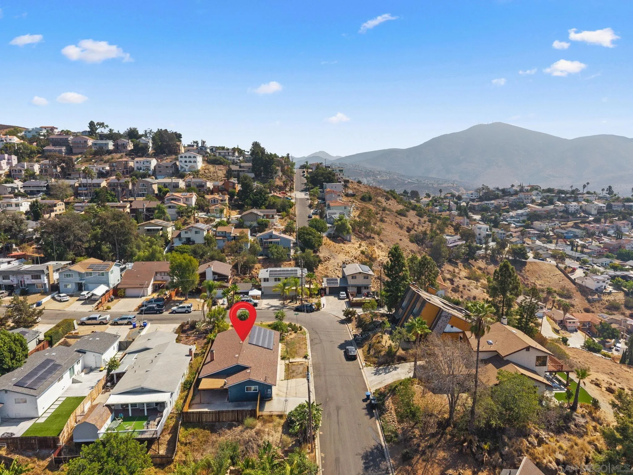 https://cdn.realtyfeed.com/cdn/127/260023565/d50ba2e8b053119e2d118bb0ecd3f02e.webp