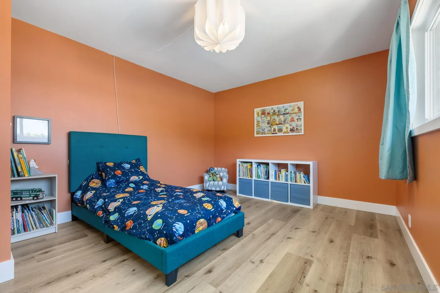 https://cdn.realtyfeed.com/cdn/127/260023571/0167453b683c7593ef68e0ec33d16929.webp