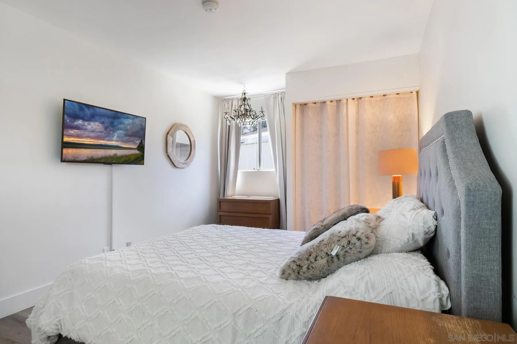 https://cdn.realtyfeed.com/cdn/127/260023571/392af7a582ae4344e095bf820a34cb70.webp