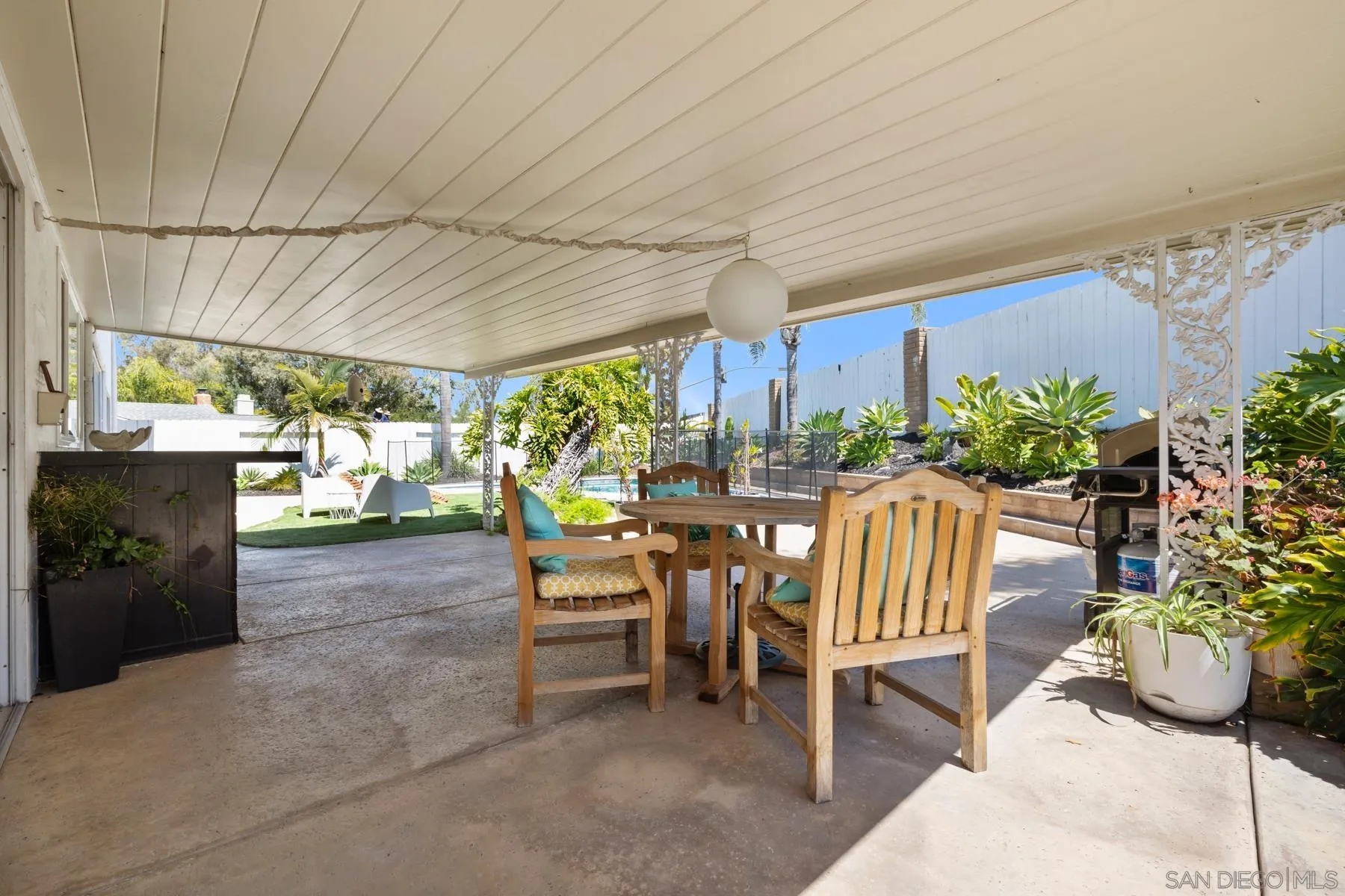 https://cdn.realtyfeed.com/cdn/127/260023571/571a8940d6aee2362b303754a85a4177.webp