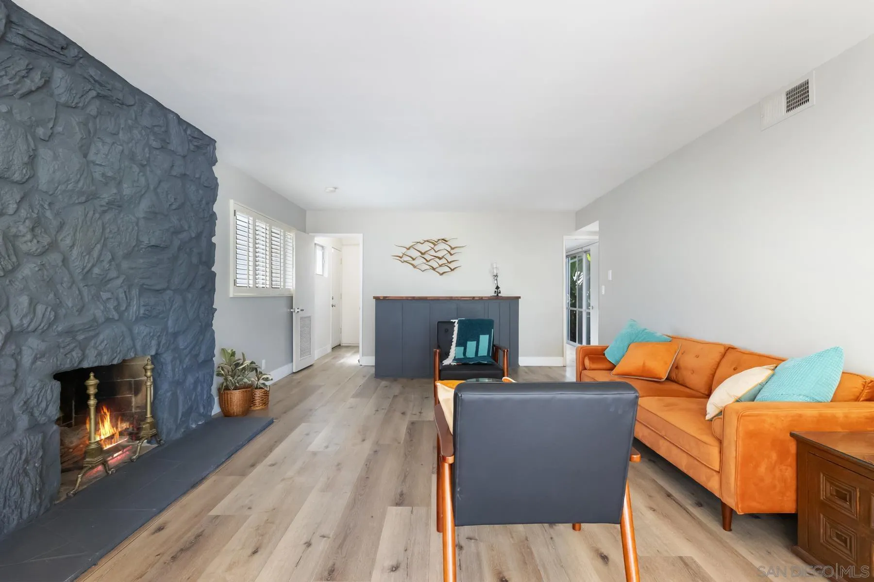 https://cdn.realtyfeed.com/cdn/127/260023571/87e647f27bb02598d71ebab0eb5ba848.webp