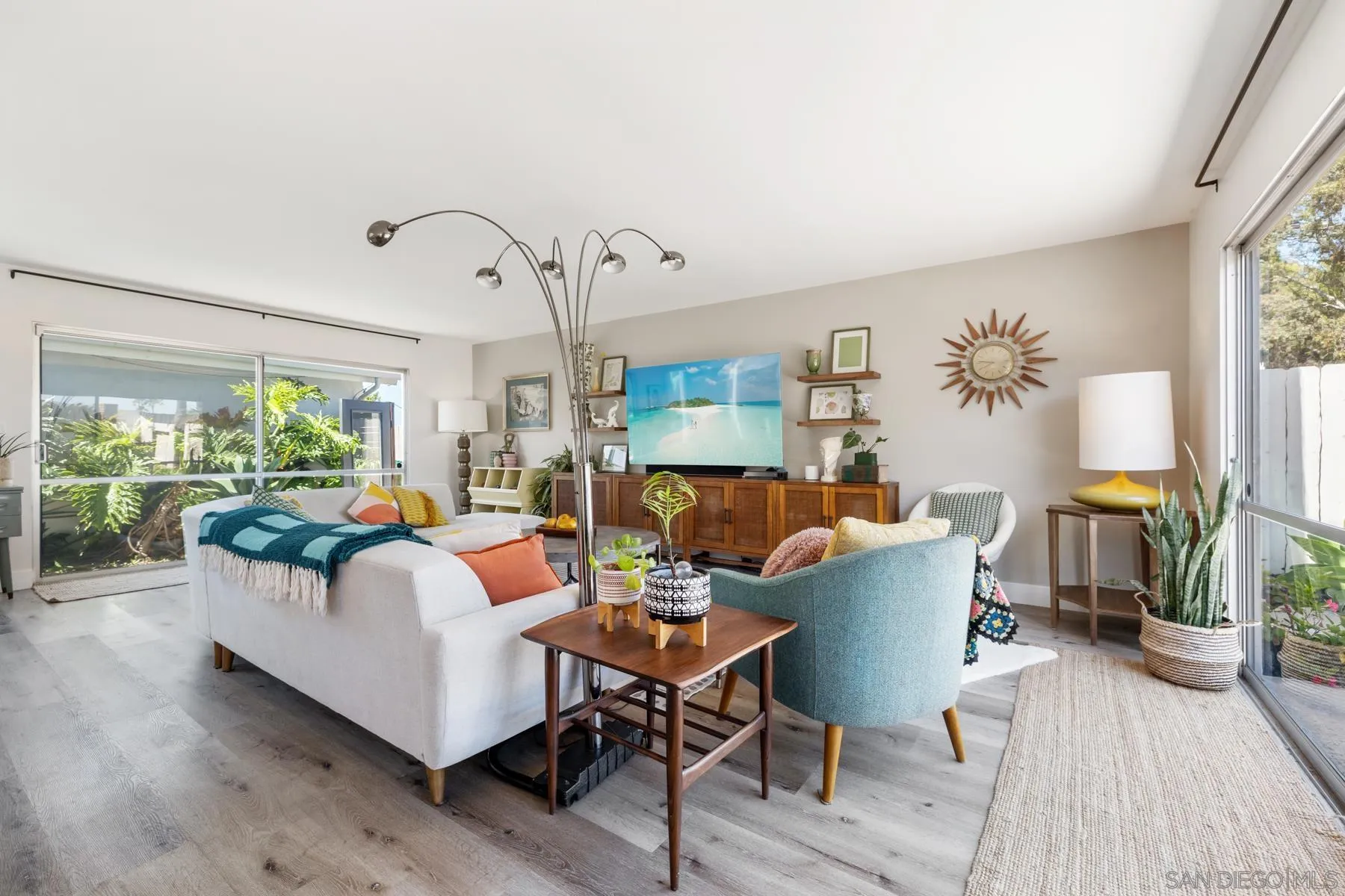 https://cdn.realtyfeed.com/cdn/127/260023571/88980c37989f86f4049378c82a578d0f.webp