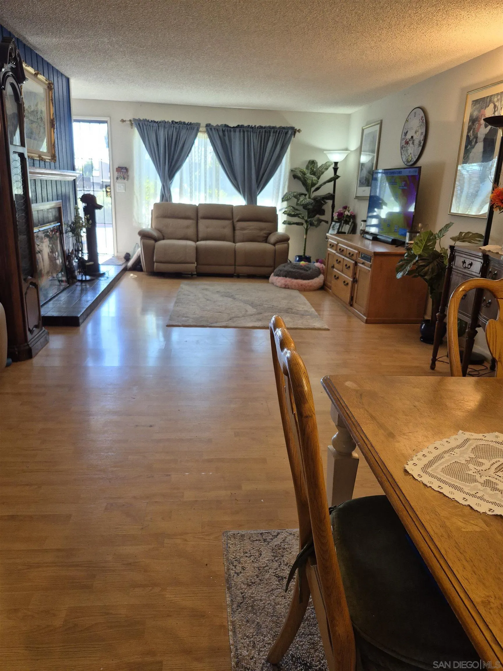 990 E Main Unit E, El Cajon, CA 92021 - Photo 2 of 14, El Cajon, CA