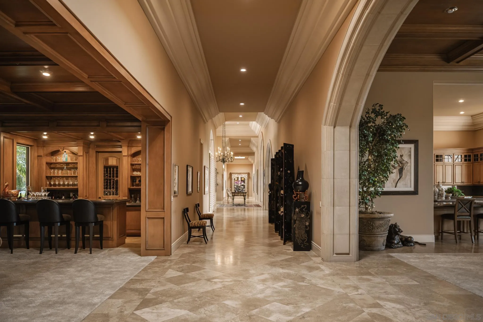 https://cdn.realtyfeed.com/cdn/127/260023585/a14e1b1a690c9c64986da80f7d2286d8.webp