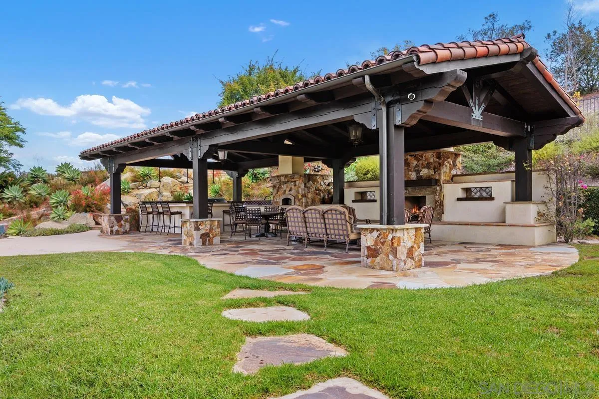 https://cdn.realtyfeed.com/cdn/127/260023587/4748ad7a1e12d14b9f7c74bb46654320.webp