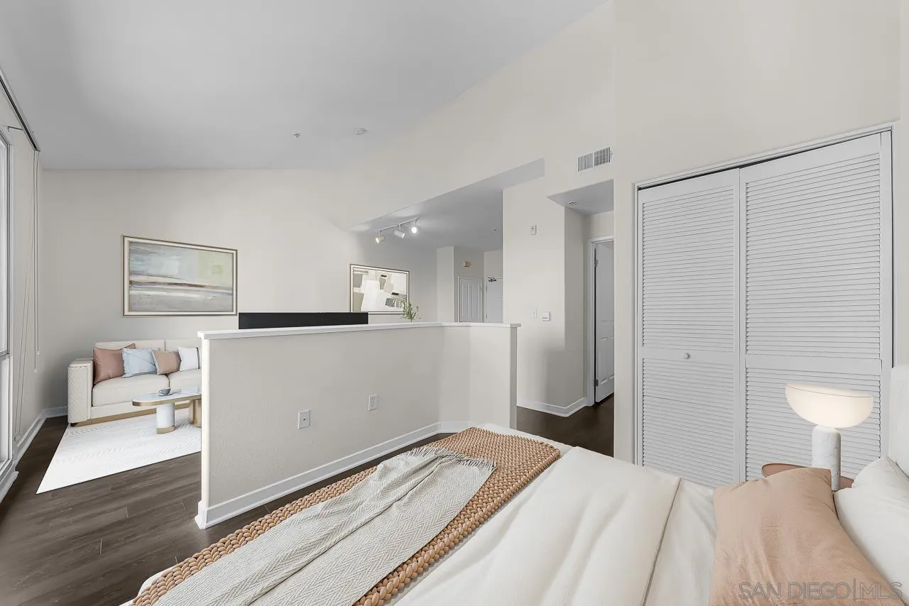 https://cdn.realtyfeed.com/cdn/127/260023590/329488dee13f3912d180f0f239729622.webp