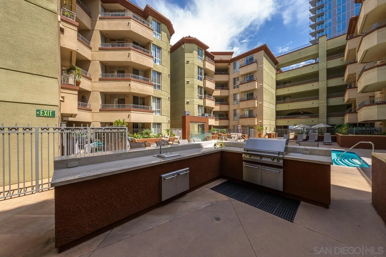 https://cdn.realtyfeed.com/cdn/127/260023590/b8cd8bb4a5dc550bb70e771e2f9bfde6.webp