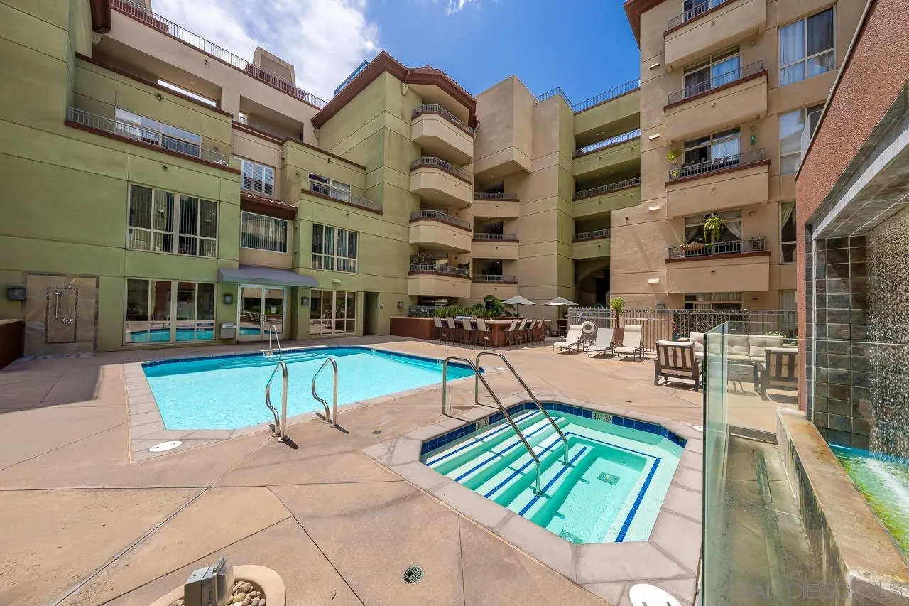 https://cdn.realtyfeed.com/cdn/127/260023590/fb42a34803b3282982a0cdc69d8161c6.webp