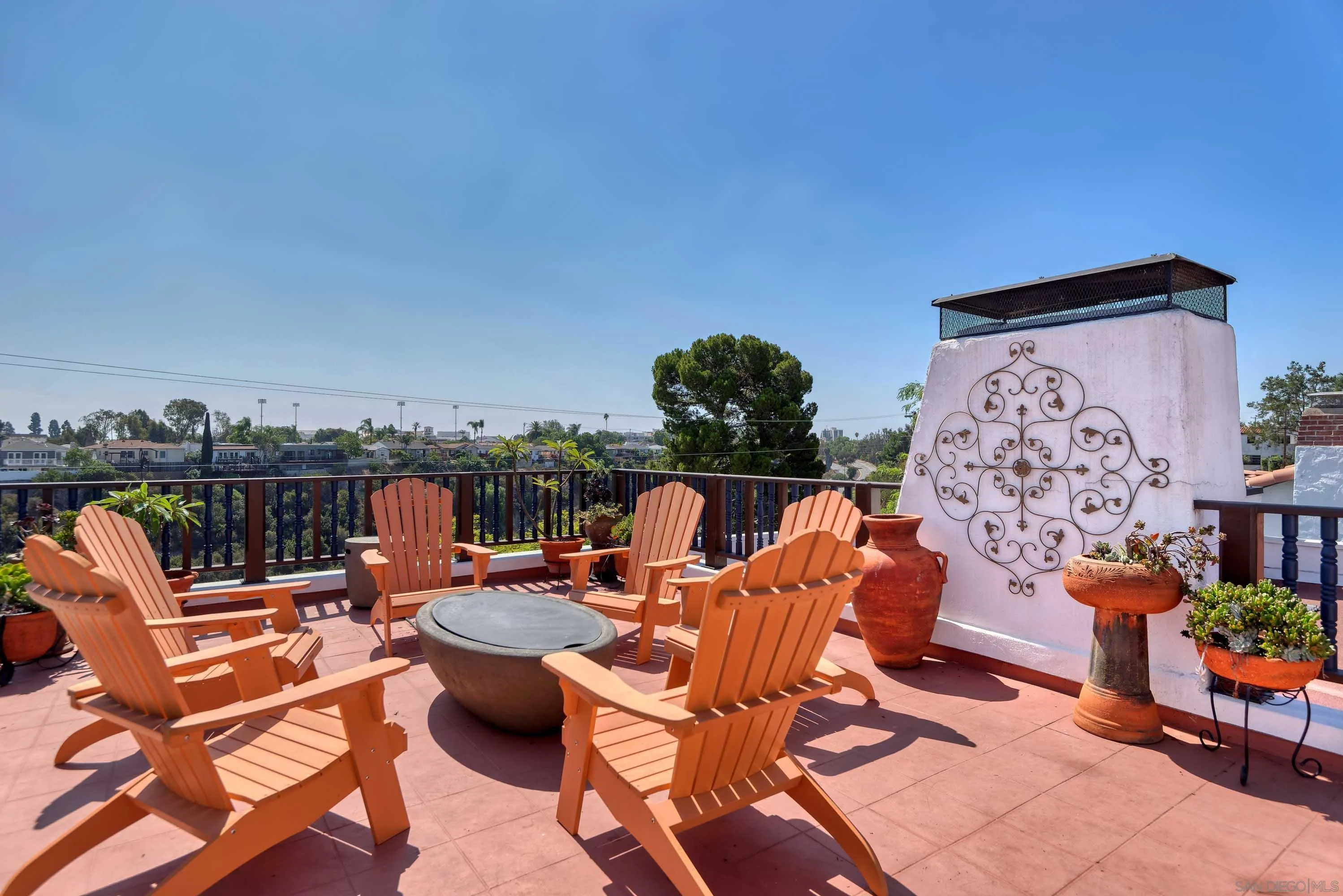https://cdn.realtyfeed.com/cdn/127/260023594/3f48255546ab71983d33e72c67d92695.webp