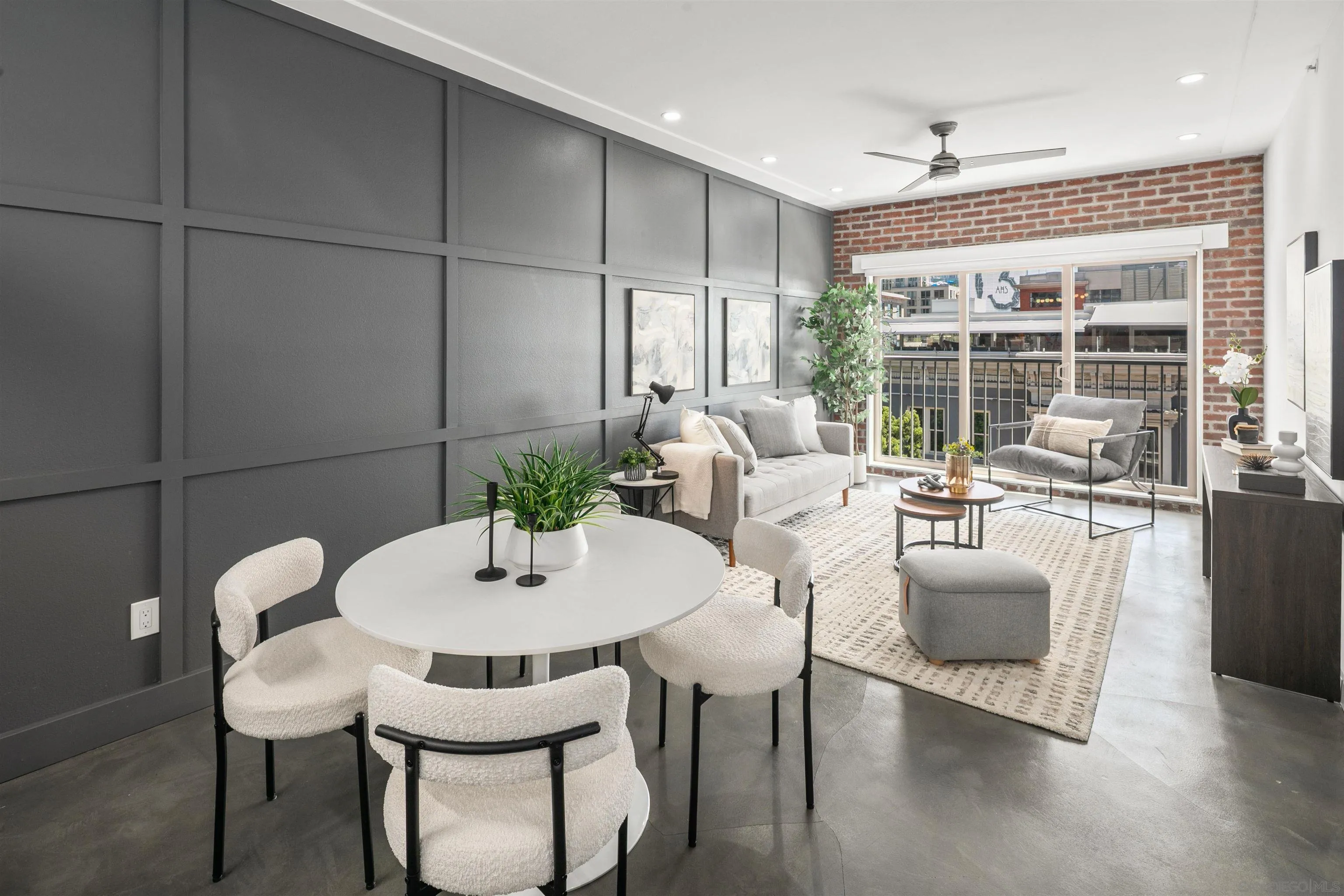 https://cdn.realtyfeed.com/cdn/127/260023595/306f9a2fc26a3cd0d5ae715ae8e08939.webp