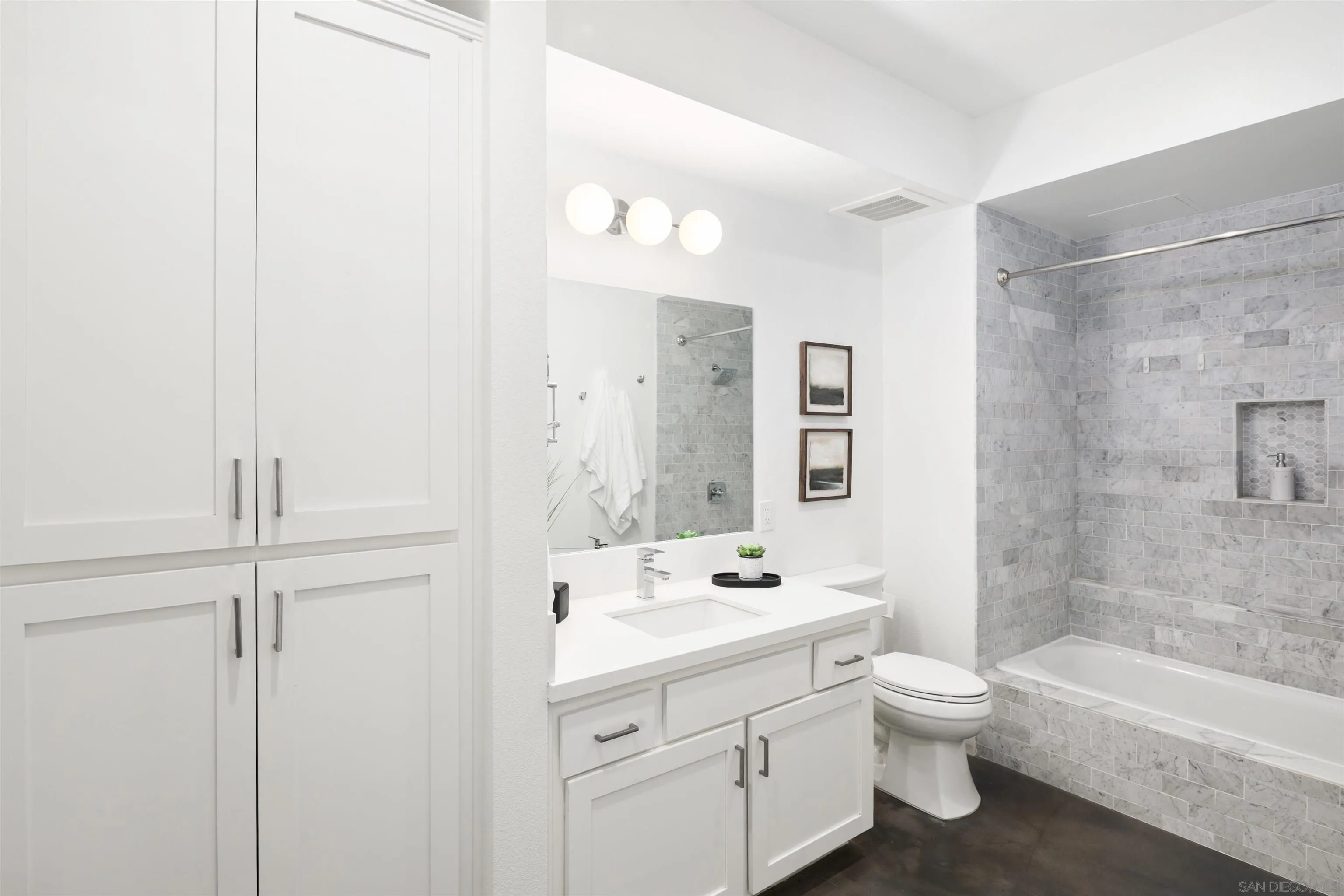 https://cdn.realtyfeed.com/cdn/127/260023595/3f46c122bafd5f0f2615946d153b9076.webp