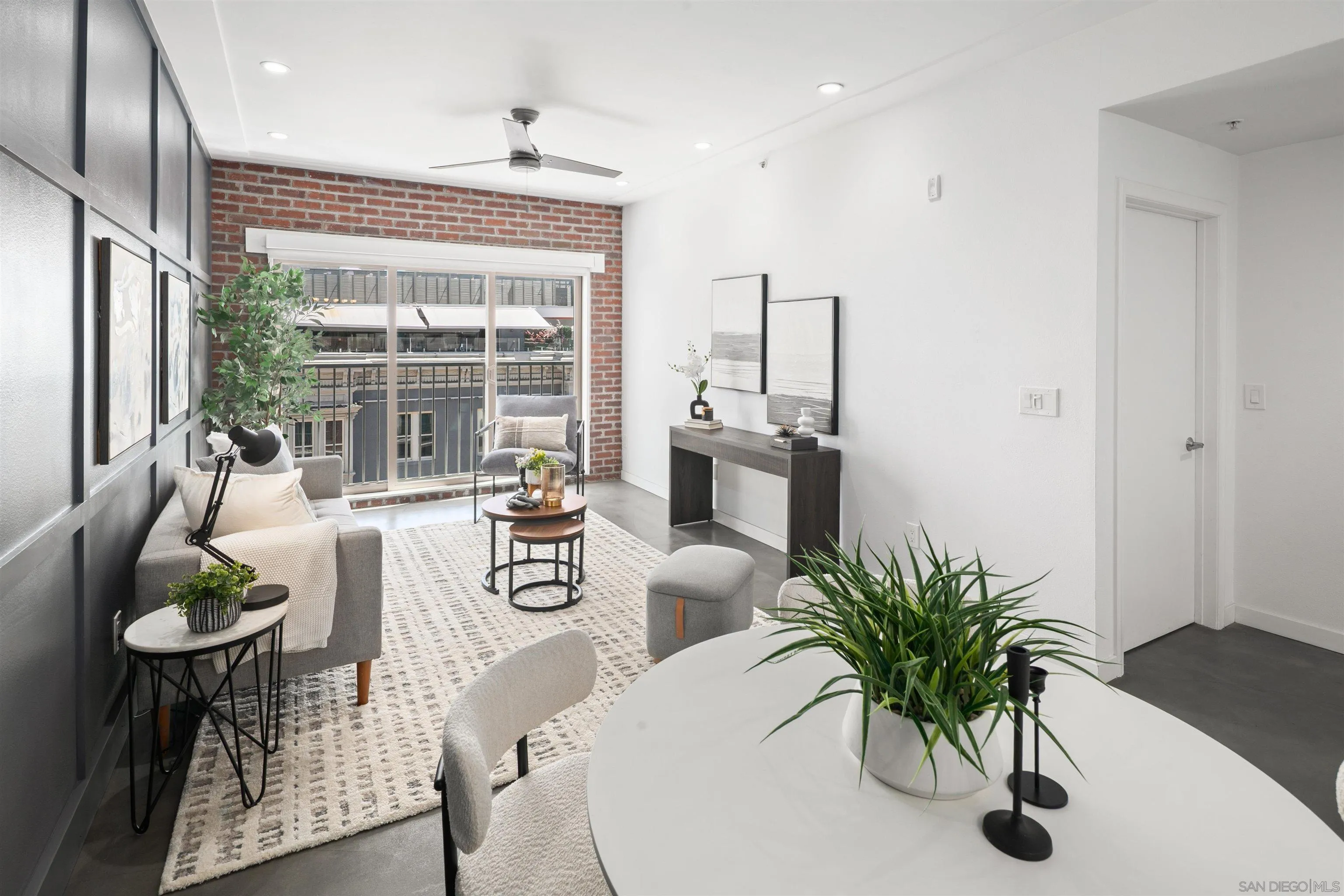 https://cdn.realtyfeed.com/cdn/127/260023595/64850443a7118ba8b8c55917d0d3a5aa.webp