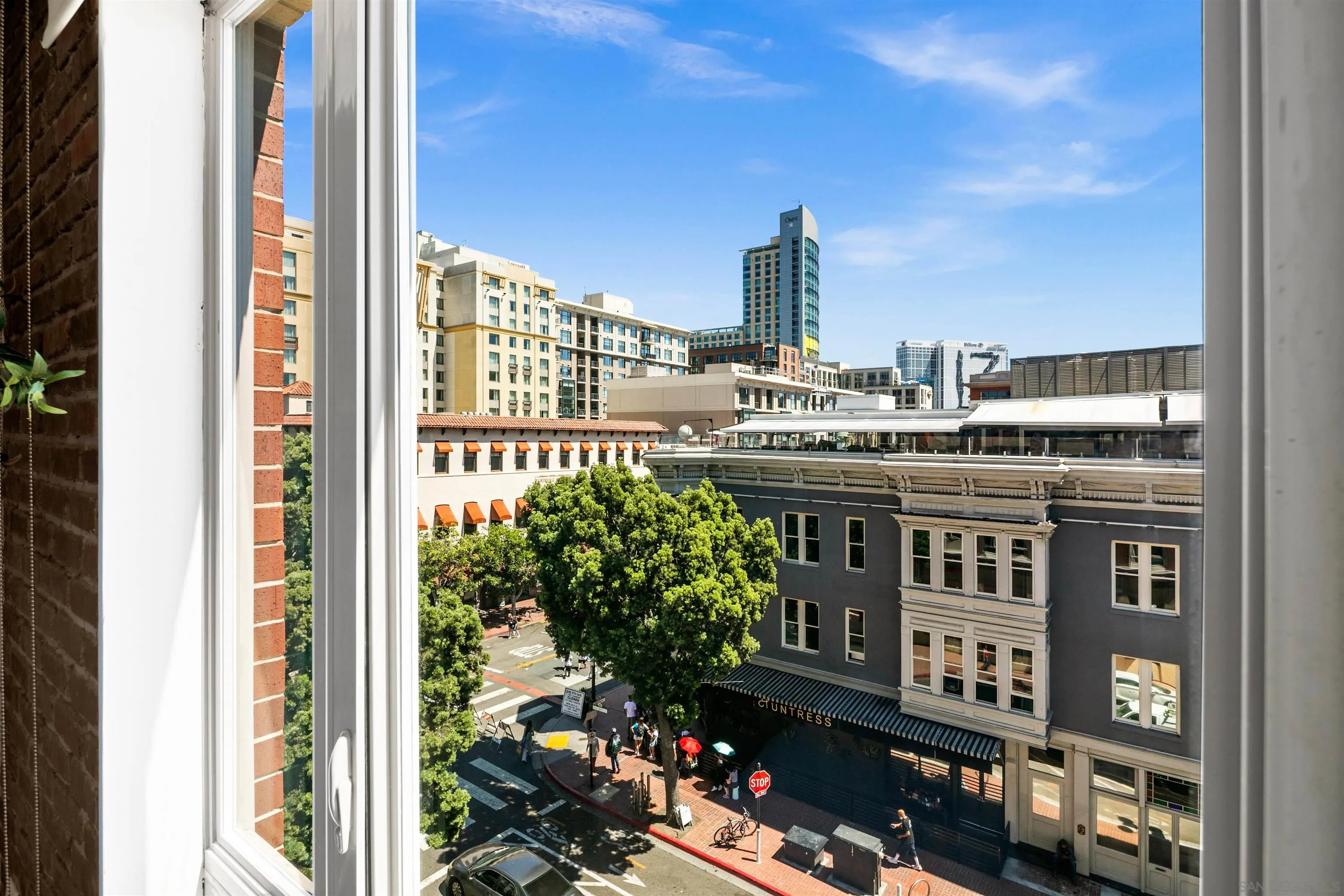 https://cdn.realtyfeed.com/cdn/127/260023595/94849e08b916c0fb1b007e7e2aaa4268.webp