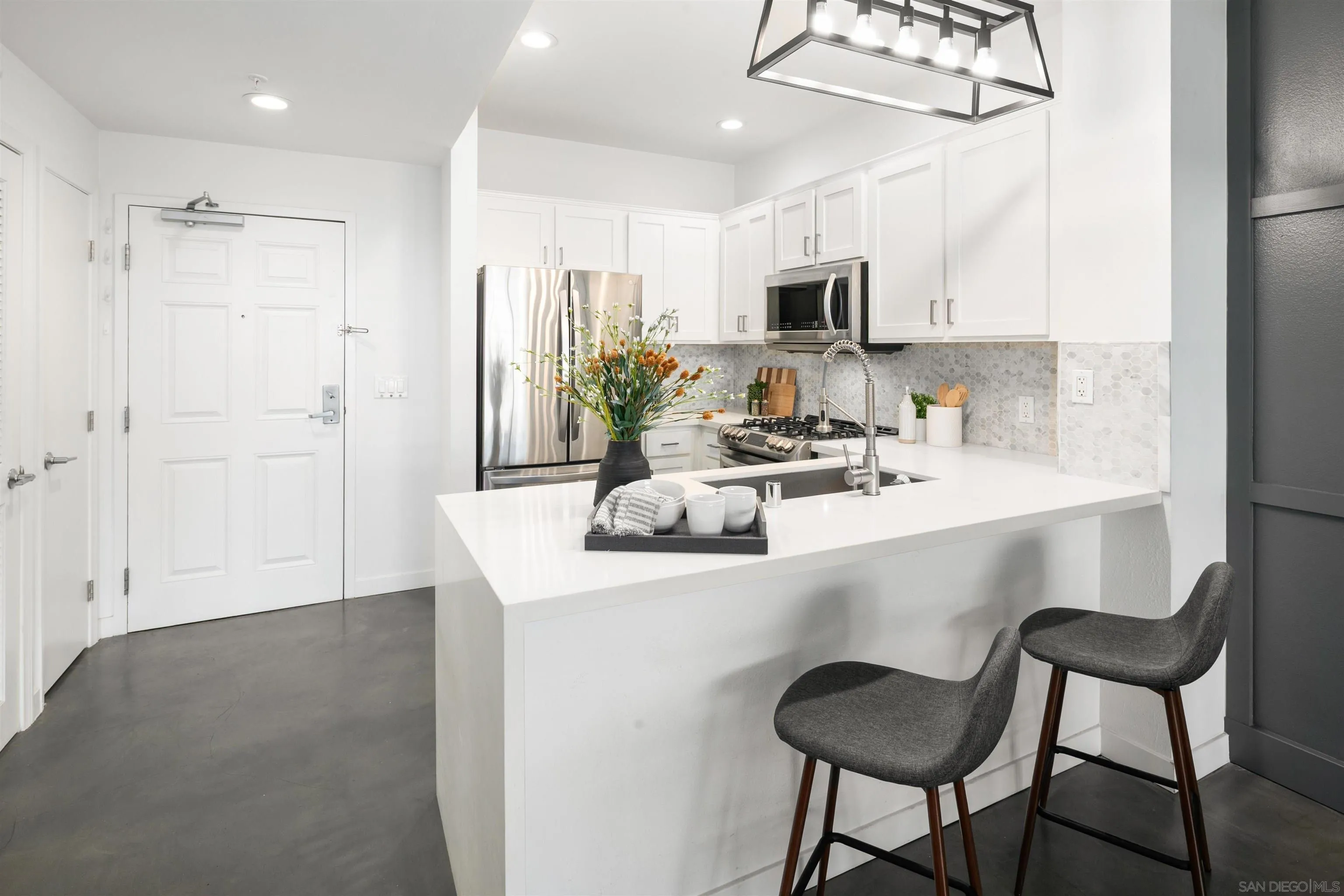 https://cdn.realtyfeed.com/cdn/127/260023595/a85ba957a28cb5579a727d7a6643873c.webp