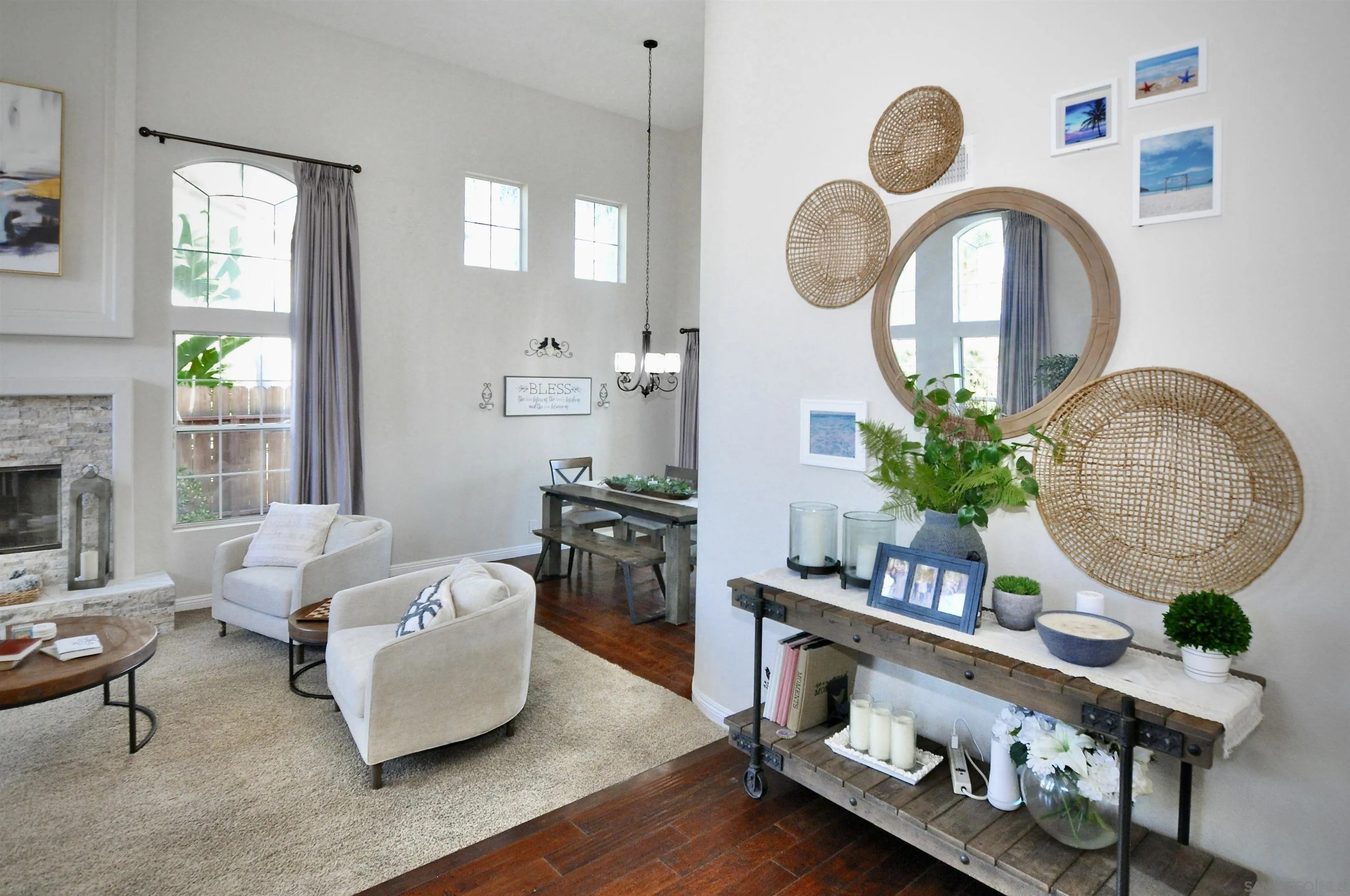 https://cdn.realtyfeed.com/cdn/127/260023597/00be3e2dd34984f0f70b3b188116533f.webp