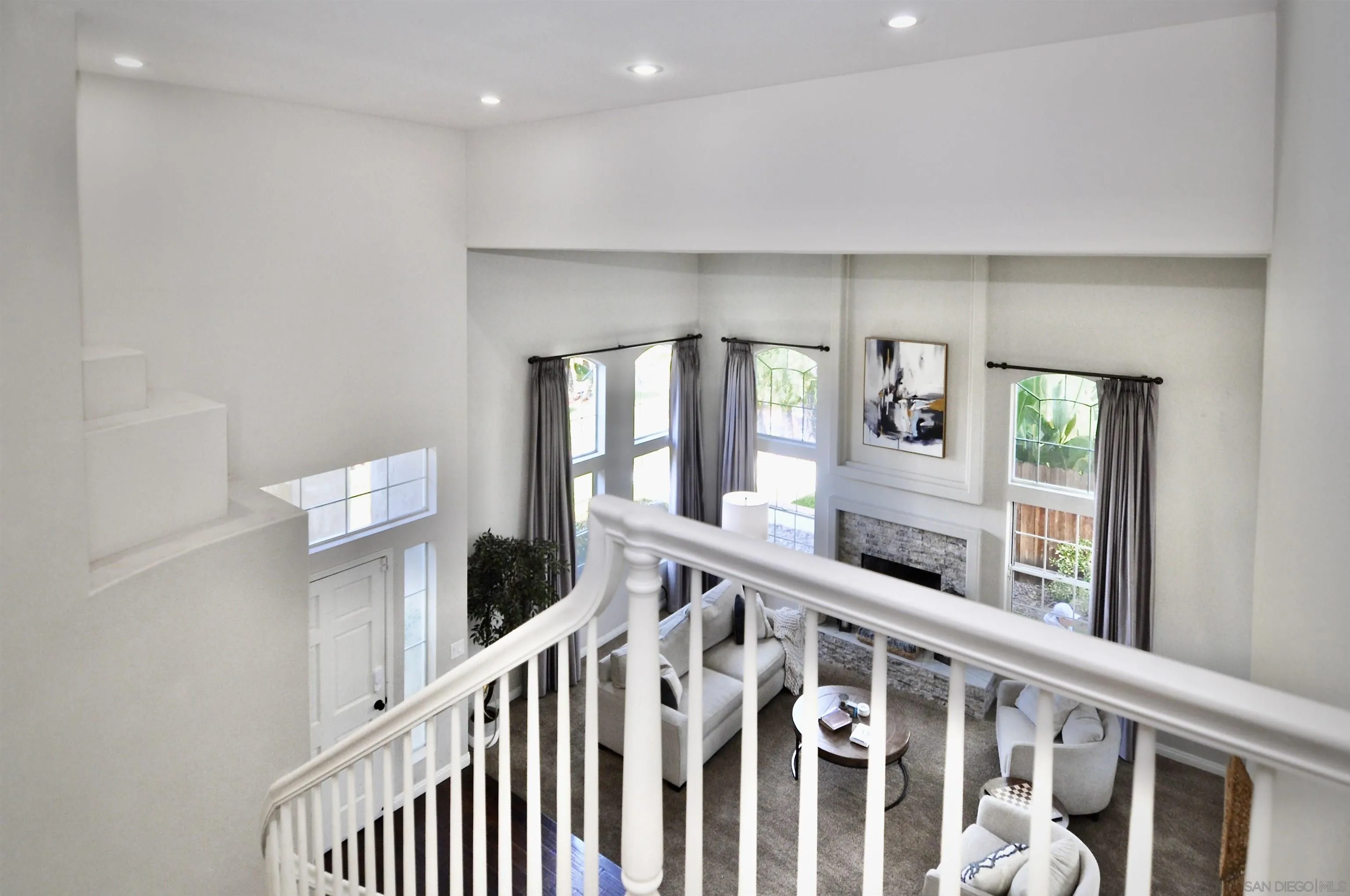 https://cdn.realtyfeed.com/cdn/127/260023597/37ba9a8e89f6533c3d8396c94cefc57a.webp