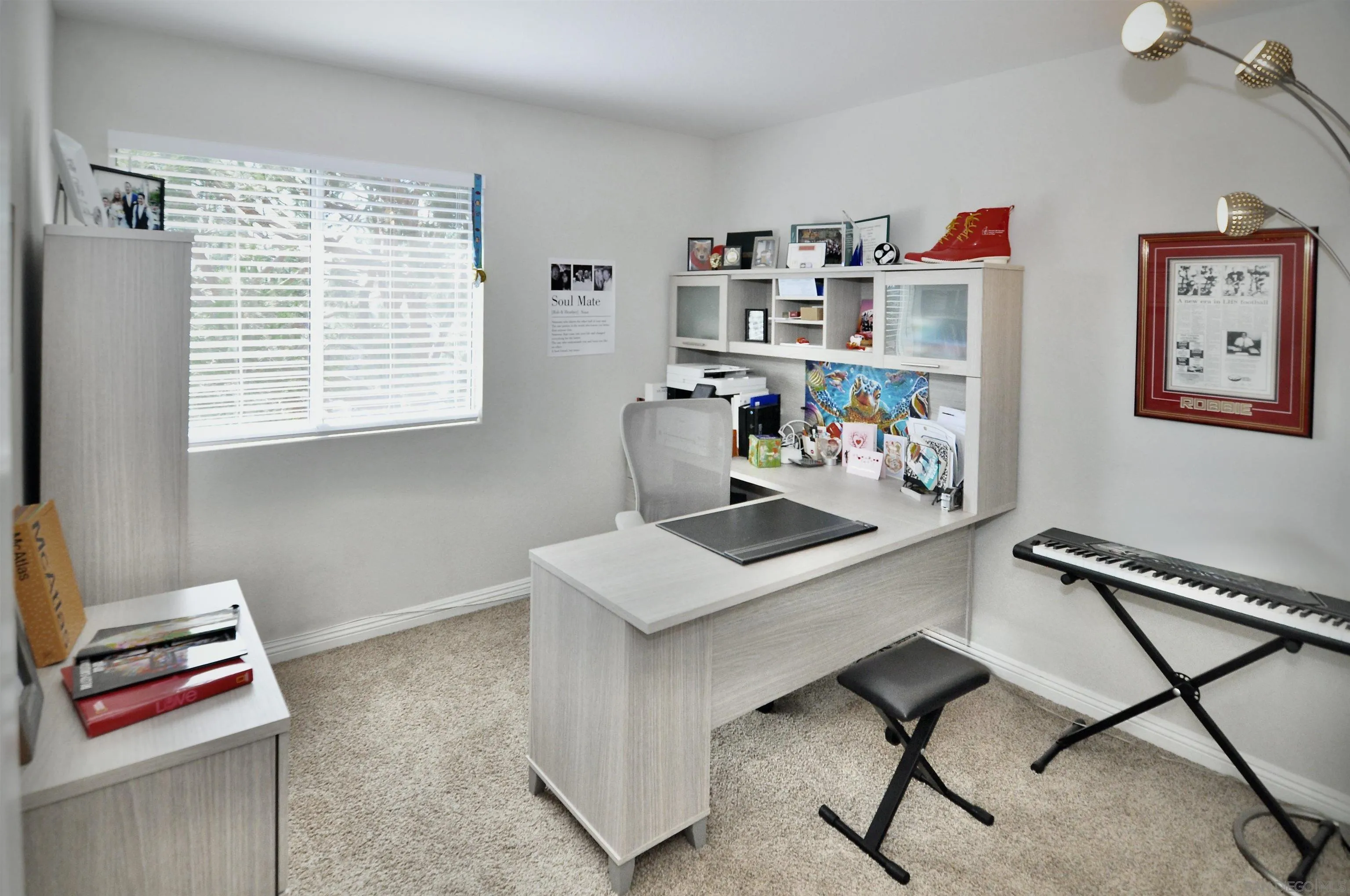 https://cdn.realtyfeed.com/cdn/127/260023597/8300f12728f1615c4ef0bf11633a5ae9.webp