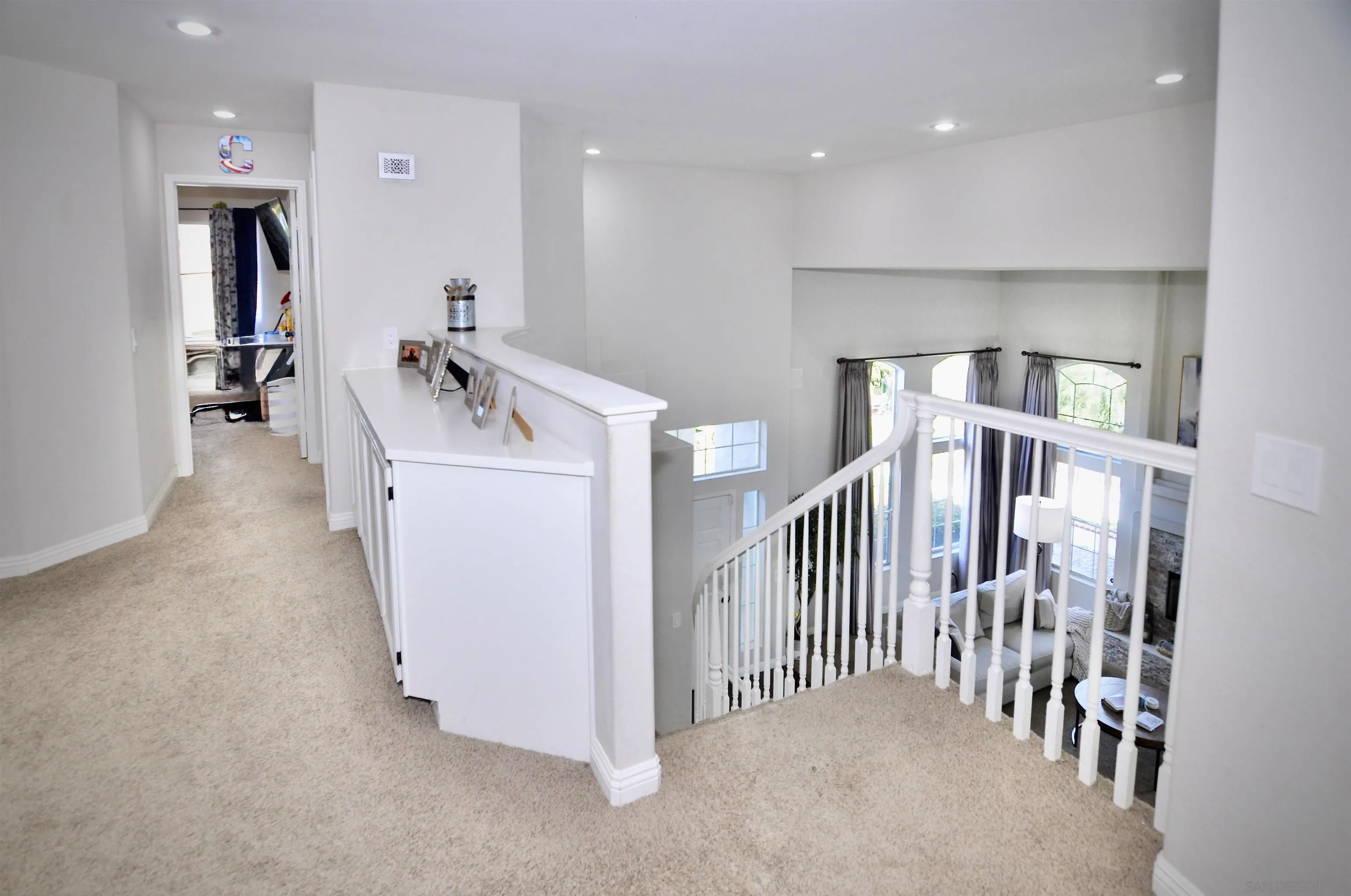https://cdn.realtyfeed.com/cdn/127/260023597/bb653037ce3346c7373c4f68eb97cd14.webp