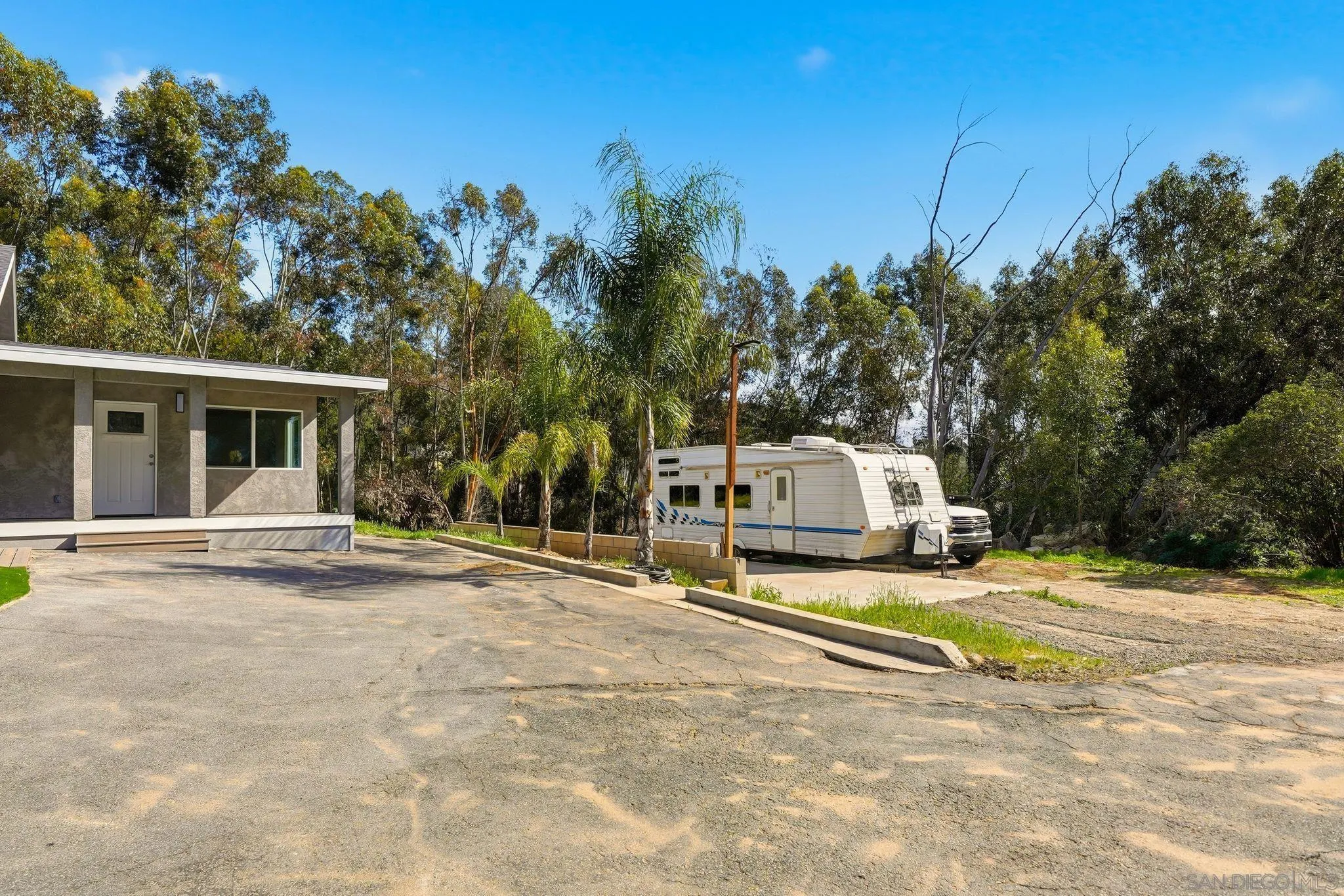 https://cdn.realtyfeed.com/cdn/127/260023598/0ef06dca2371a11aabb5a632ffcb0908.webp
