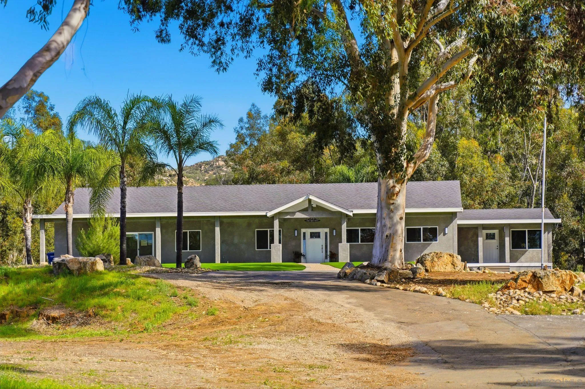 https://cdn.realtyfeed.com/cdn/127/260023598/1133ee48dffcea75332cd4b665b9e0f0.webp