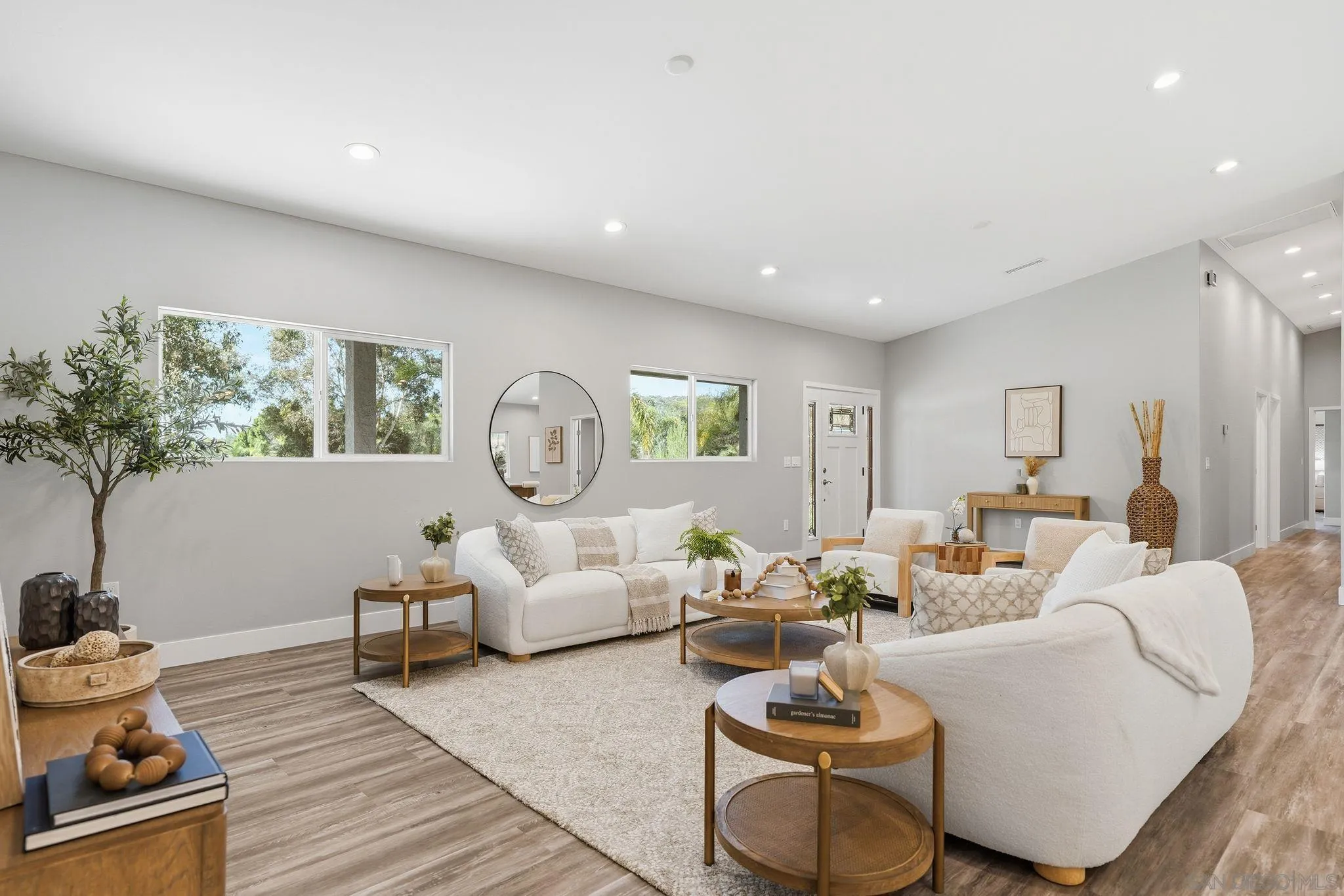 https://cdn.realtyfeed.com/cdn/127/260023598/14f28a0298c24b590380f45c56021c9a.webp