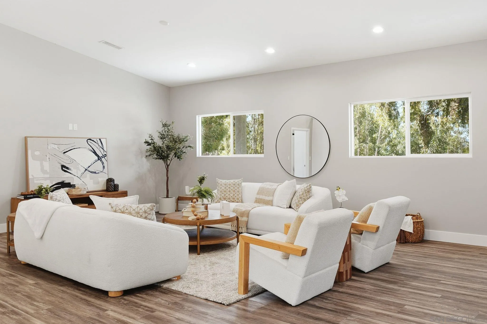 https://cdn.realtyfeed.com/cdn/127/260023598/619086536b2af7d9c273bb96a16561bf.webp