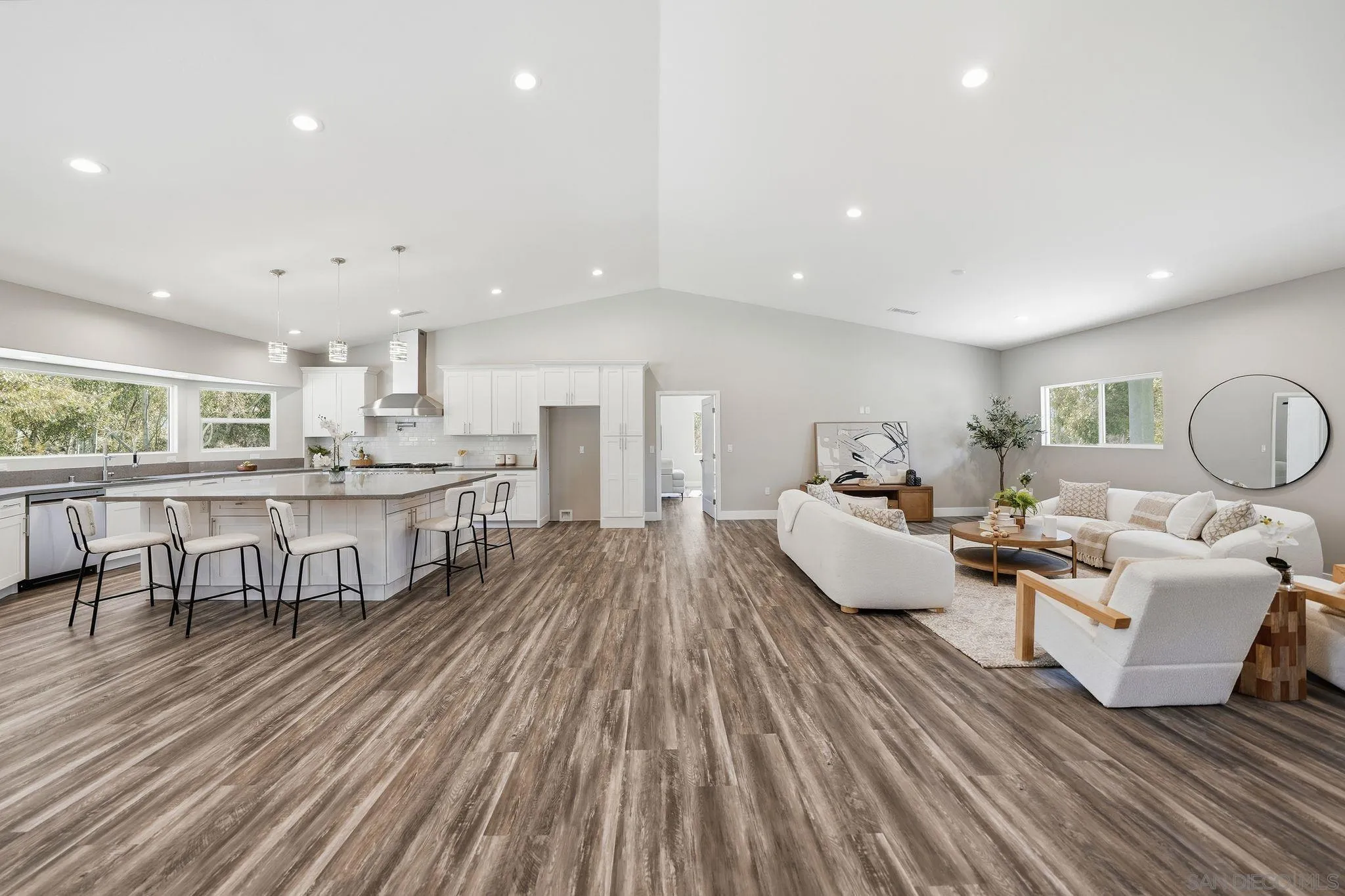 https://cdn.realtyfeed.com/cdn/127/260023598/b4924a57cc85ef7c723f37dedd43d05b.webp