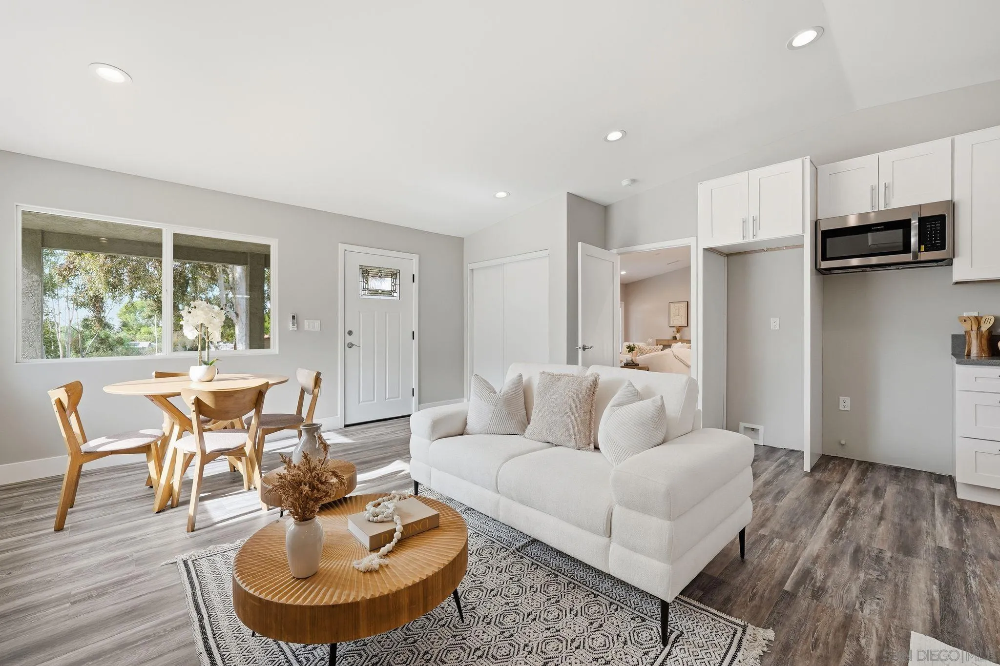 https://cdn.realtyfeed.com/cdn/127/260023598/d0ba1f62e9b76abd47959d19ccc86063.webp