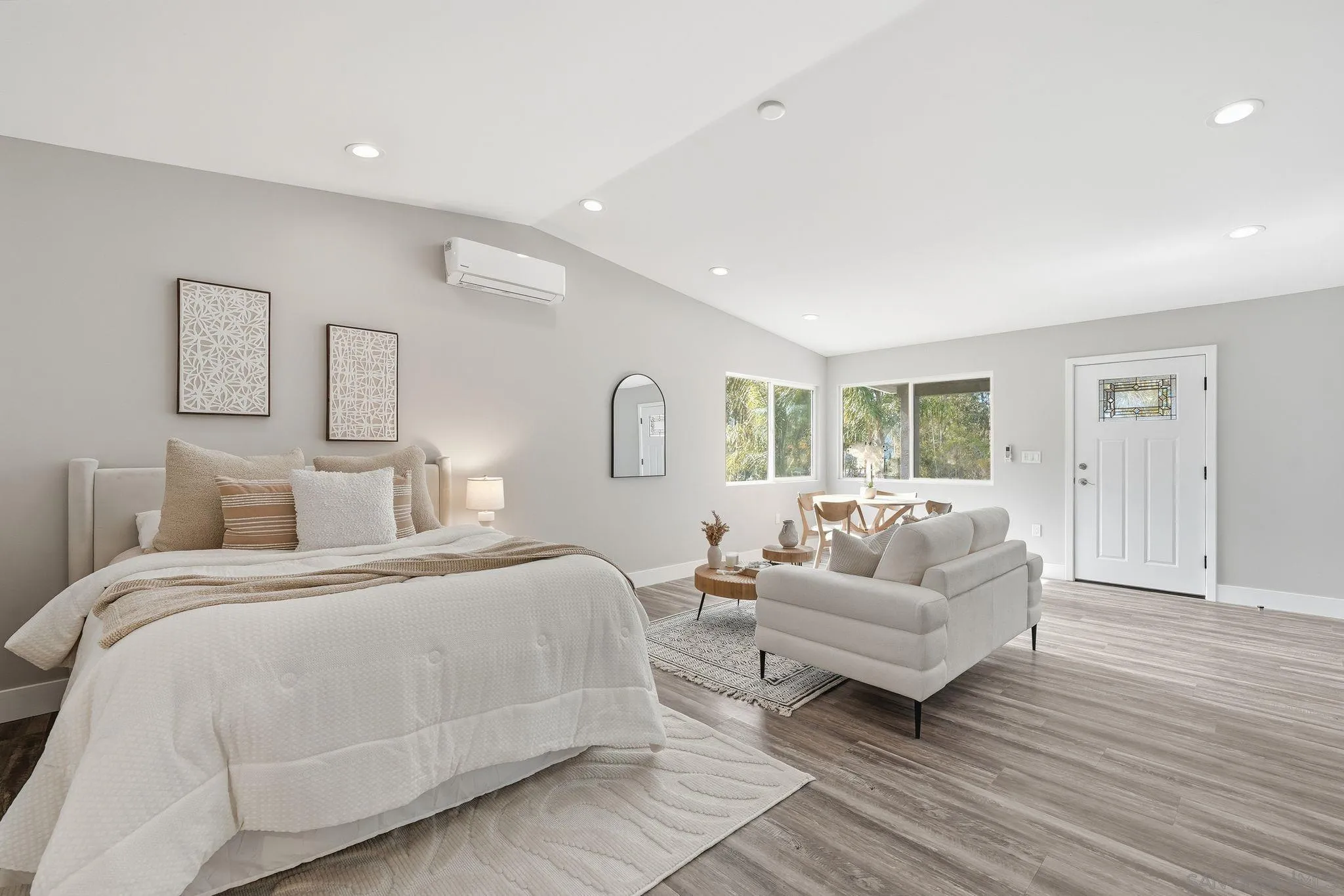 https://cdn.realtyfeed.com/cdn/127/260023598/e7101562dea80eec51122b28186bfe93.webp