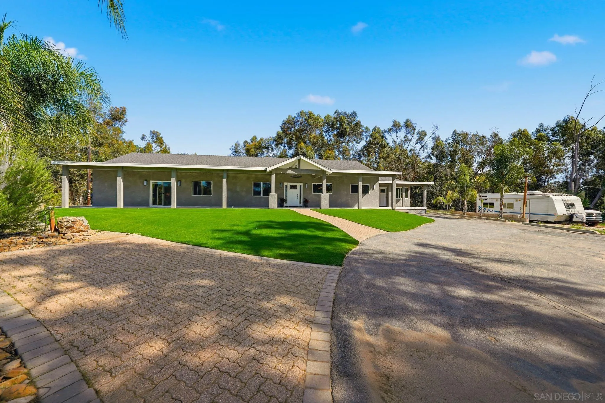 https://cdn.realtyfeed.com/cdn/127/260023598/ed726cab1047c8f4f2cfd9974c029358.webp