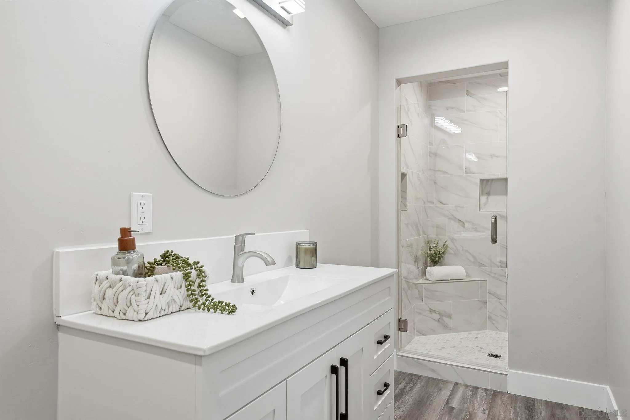 https://cdn.realtyfeed.com/cdn/127/260023598/f76758d2d551ac36ab92bc1391e2f392.webp