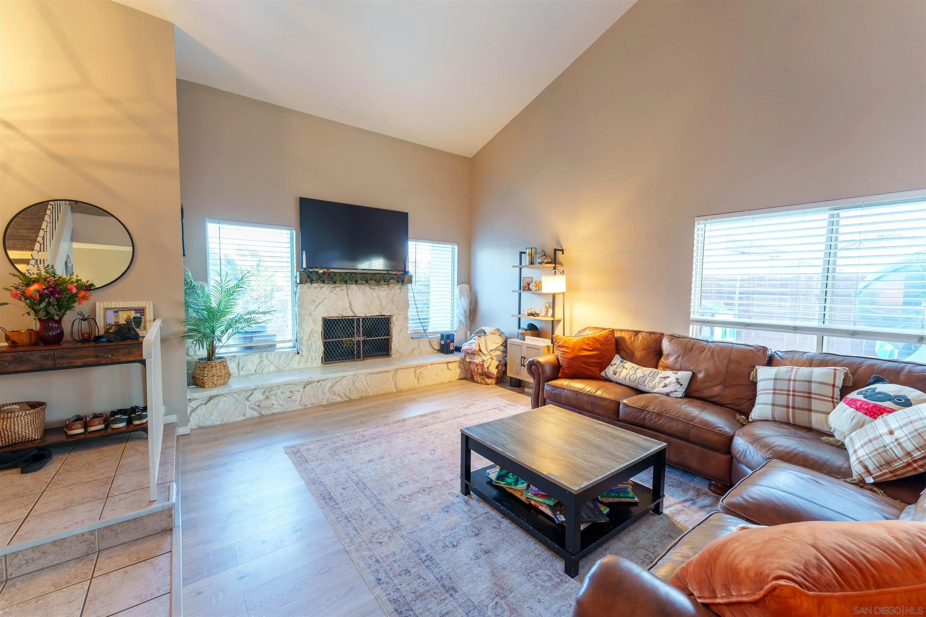 https://cdn.realtyfeed.com/cdn/127/260023607/4dd516c3b749163c29e59605a260ebcf.webp