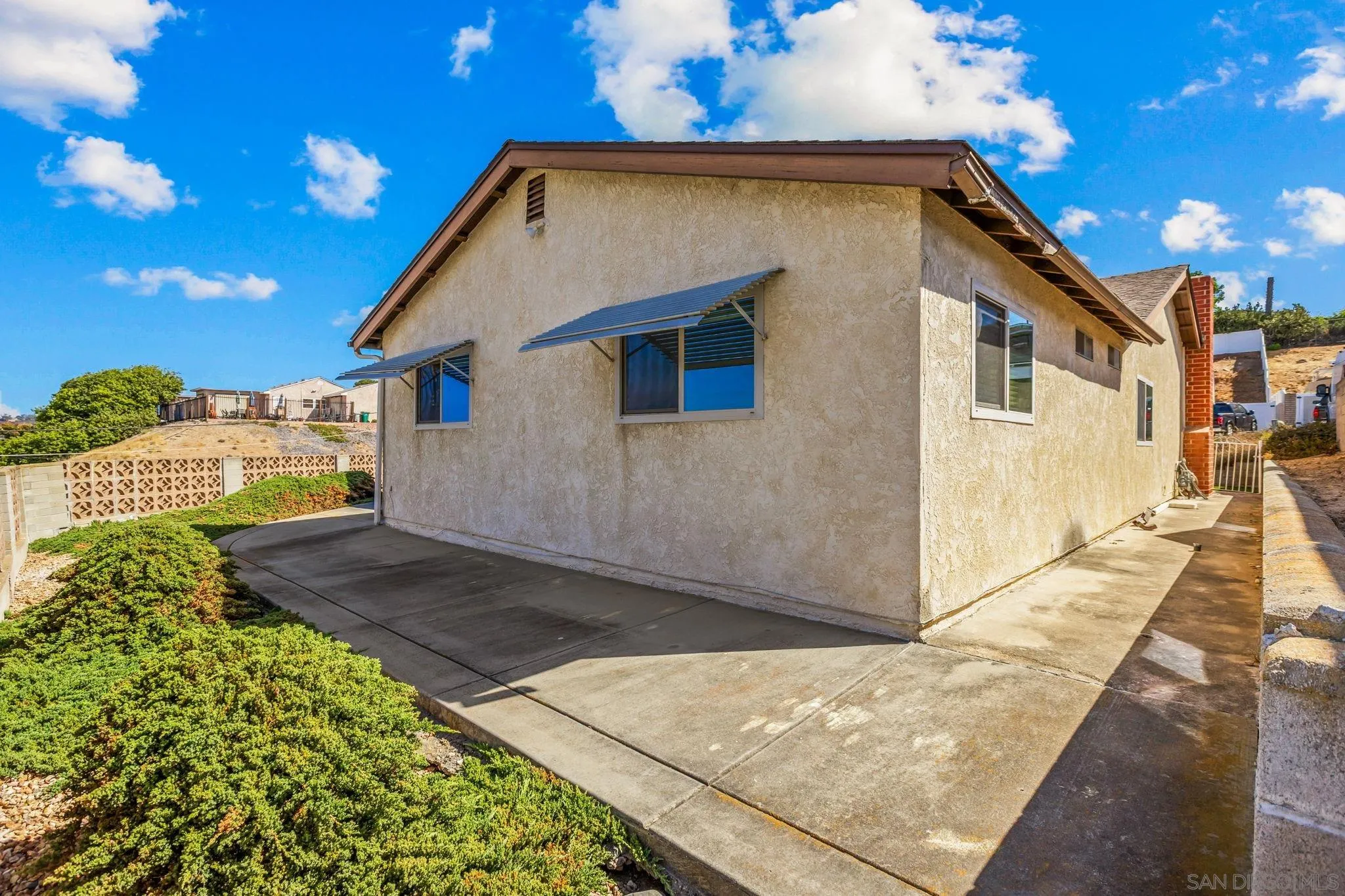 https://cdn.realtyfeed.com/cdn/127/260023612/4a9296fa361c63c98582f239963e8d00.webp