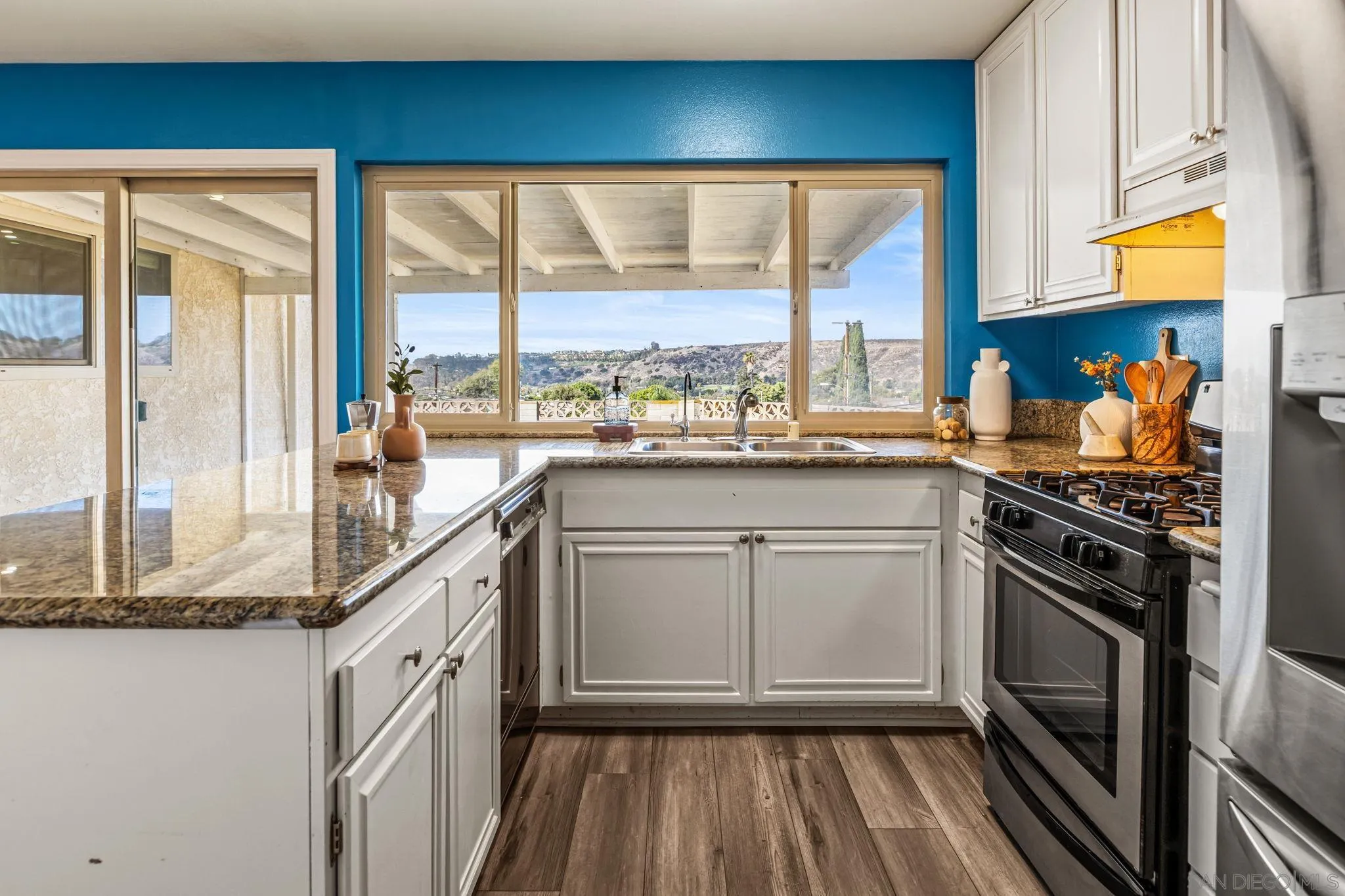 https://cdn.realtyfeed.com/cdn/127/260023612/5dbcdf6d5cacdbf047ad62610b523384.webp