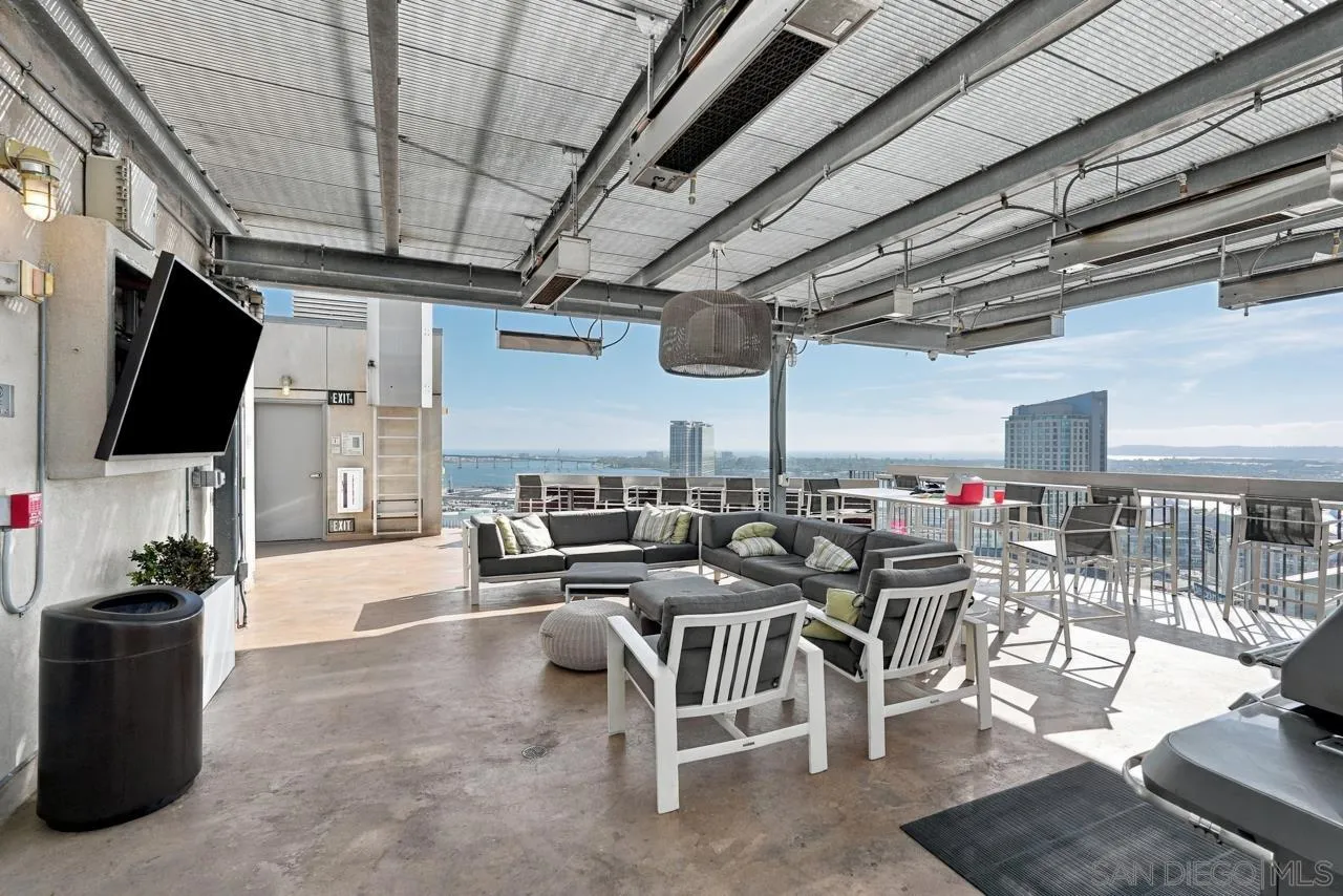 https://cdn.realtyfeed.com/cdn/127/260023619/50ceba2978596b0836794aef46d88272.webp