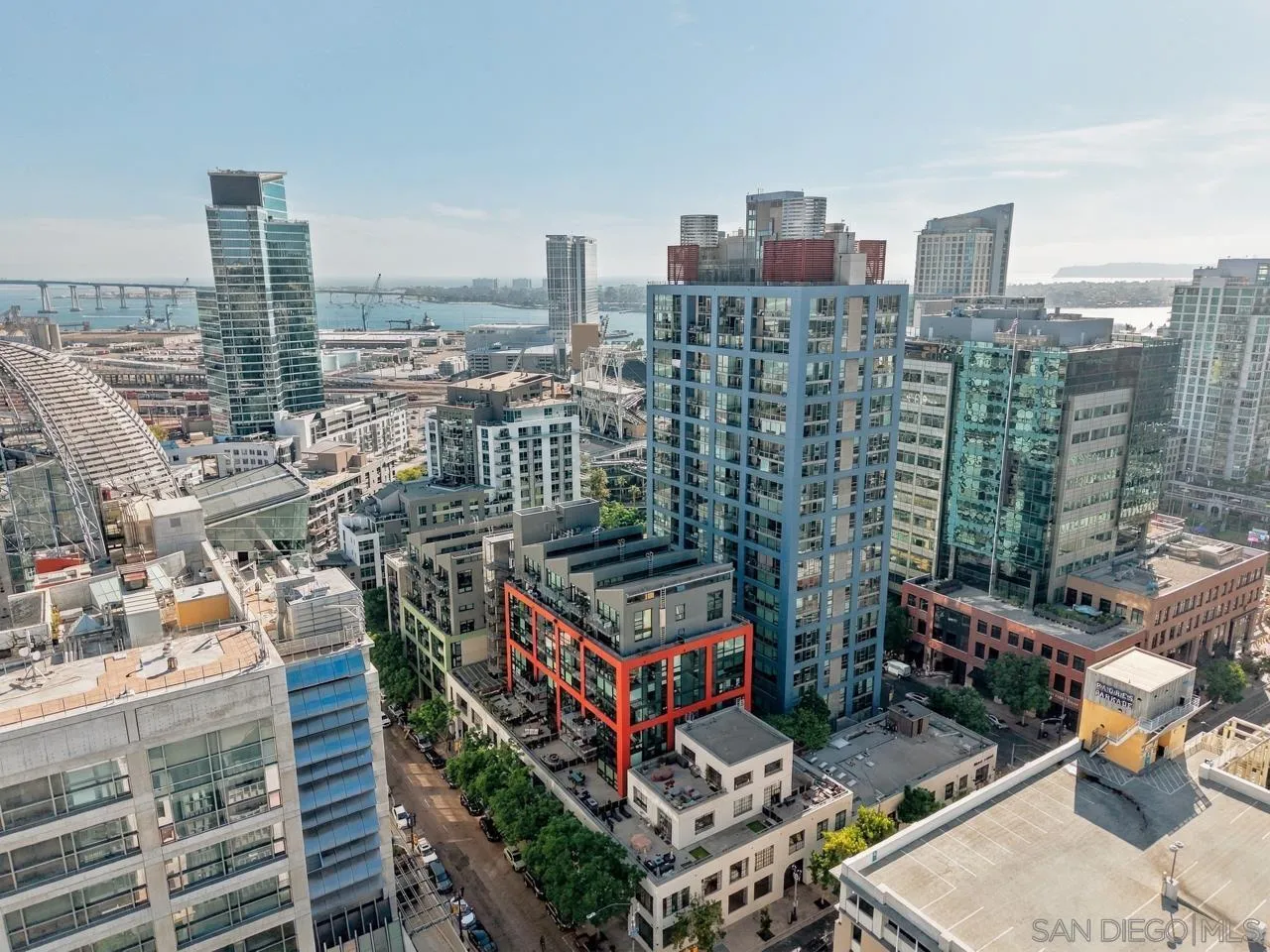 https://cdn.realtyfeed.com/cdn/127/260023619/9c4d13ee6cdcfd53e644dce17293f9f9.webp