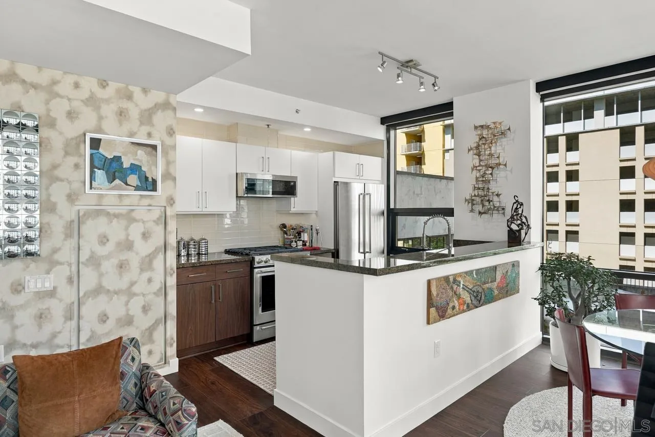https://cdn.realtyfeed.com/cdn/127/260023619/d0fb437d6a54fd7c5ca71b070b15b8f4.webp