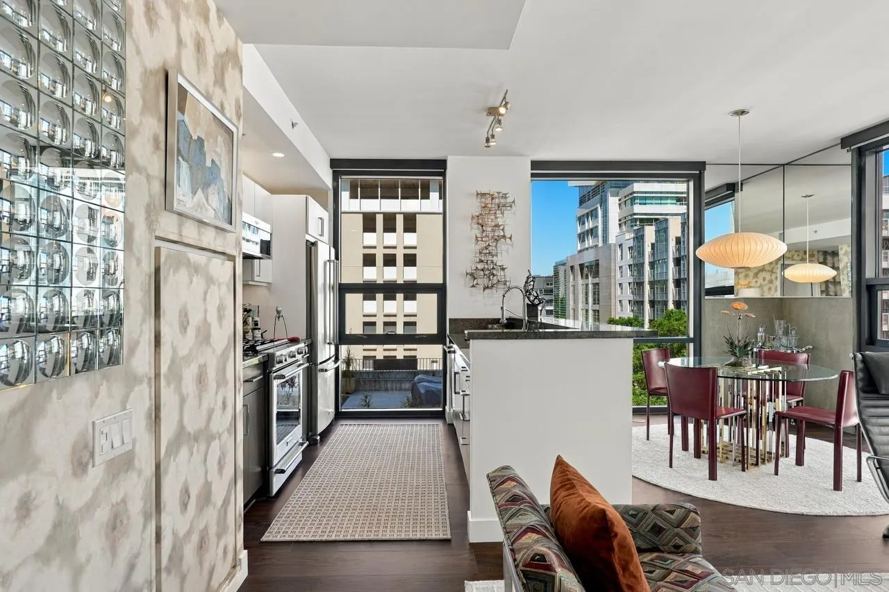 https://cdn.realtyfeed.com/cdn/127/260023619/d6d6c521d02fe024a789a778bd12ac49.webp