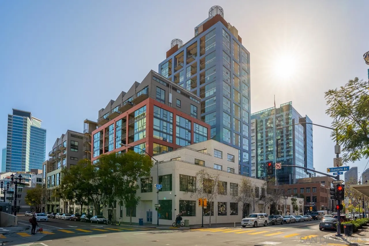 https://cdn.realtyfeed.com/cdn/127/260023619/f4f046137353f9b3214c2d4aa3a31cd0.webp