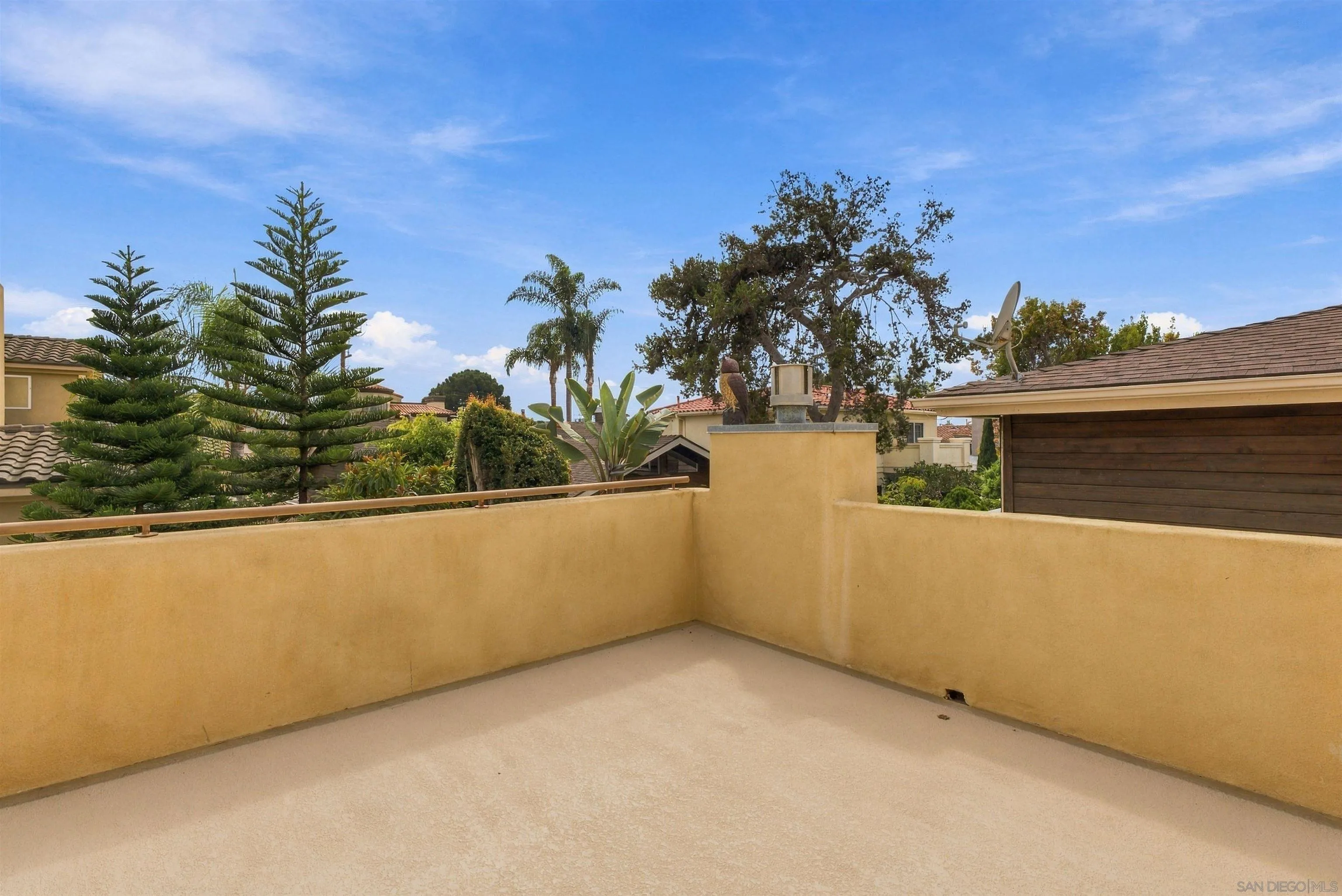 https://cdn.realtyfeed.com/cdn/127/260023631/139bc1986e02dd52502f1c30141ee346.webp