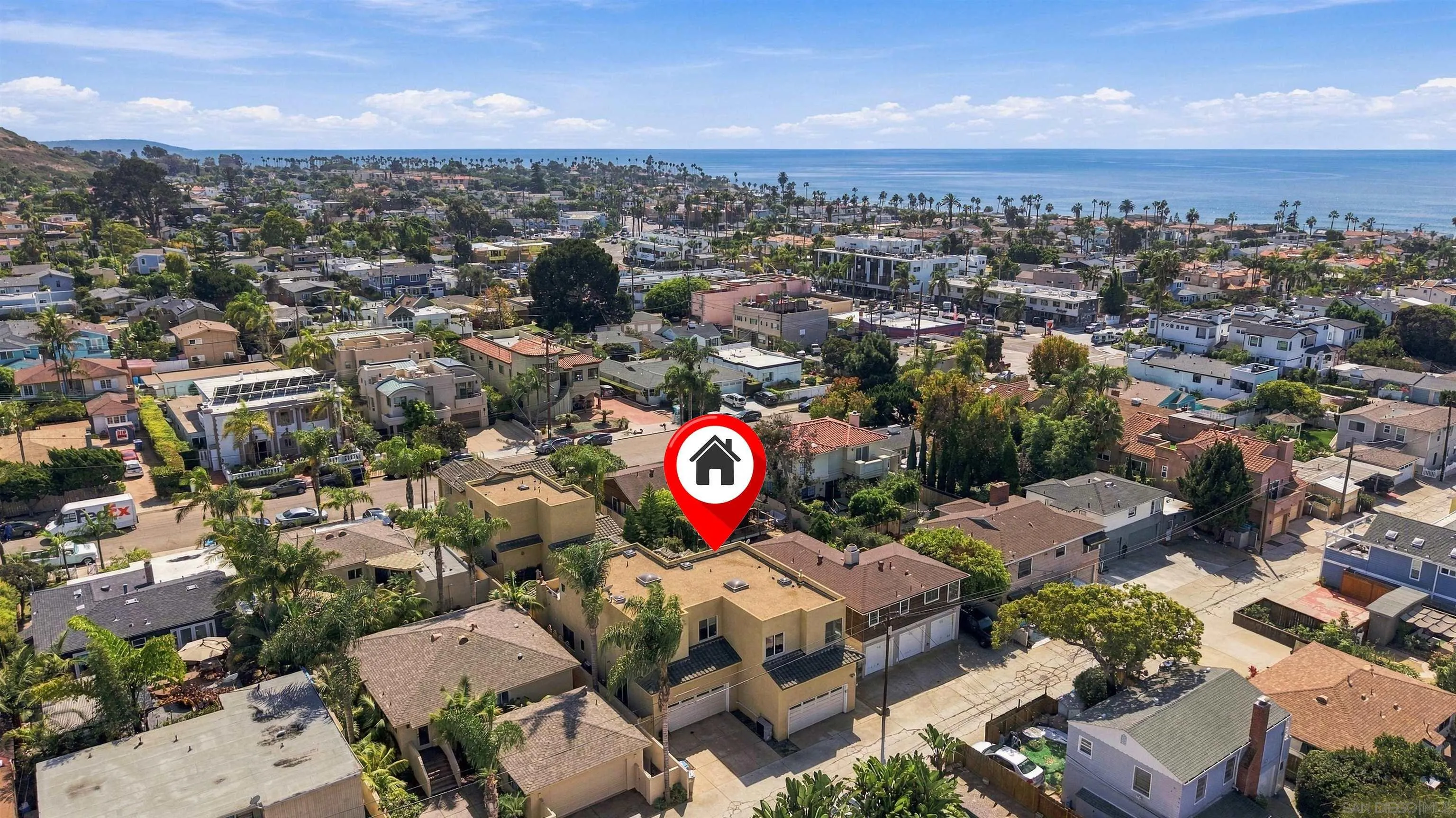 https://cdn.realtyfeed.com/cdn/127/260023631/c1d8bf6de1bbd3a372cd5961967aeed0.webp