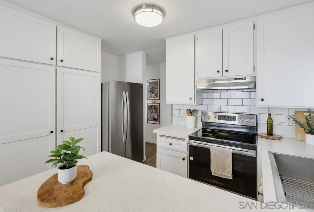 https://cdn.realtyfeed.com/cdn/127/260023636/7ba80c25dd45eba968503c6b677829fa.webp