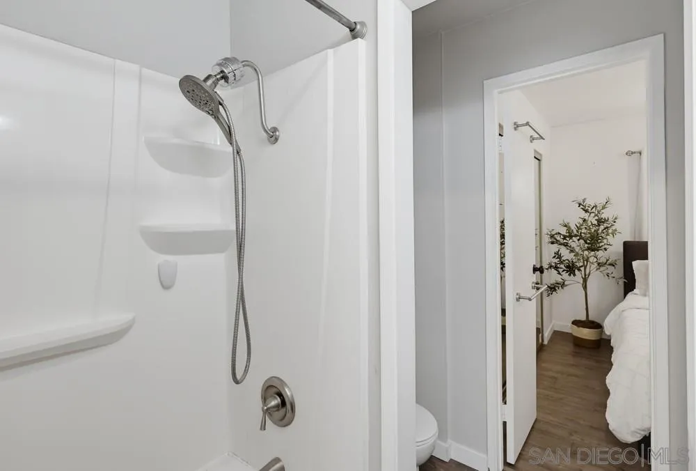 https://cdn.realtyfeed.com/cdn/127/260023636/db7ad450e3dc8cafa01709b54a7d4b50.webp