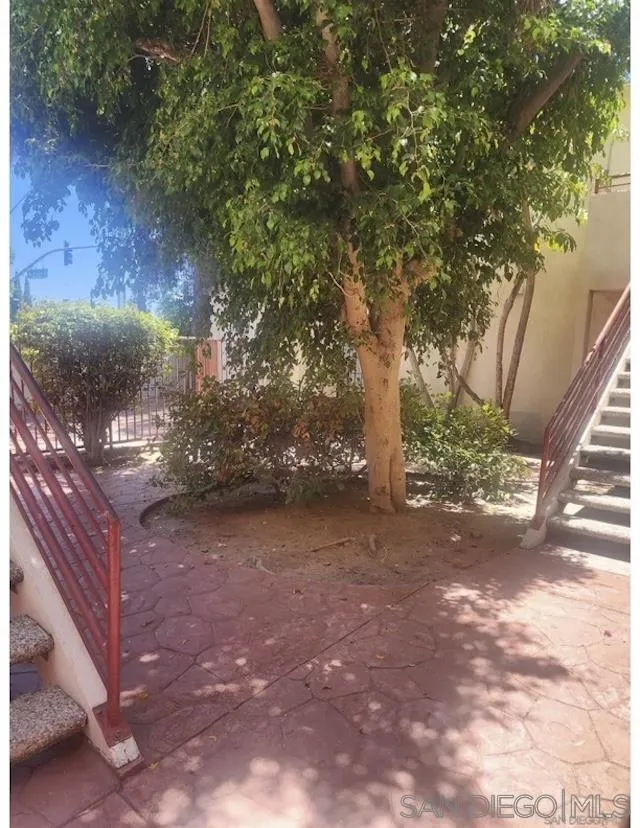 https://cdn.realtyfeed.com/cdn/127/260023638/10c39356b0ccb30c2954caff31b822a3.webp